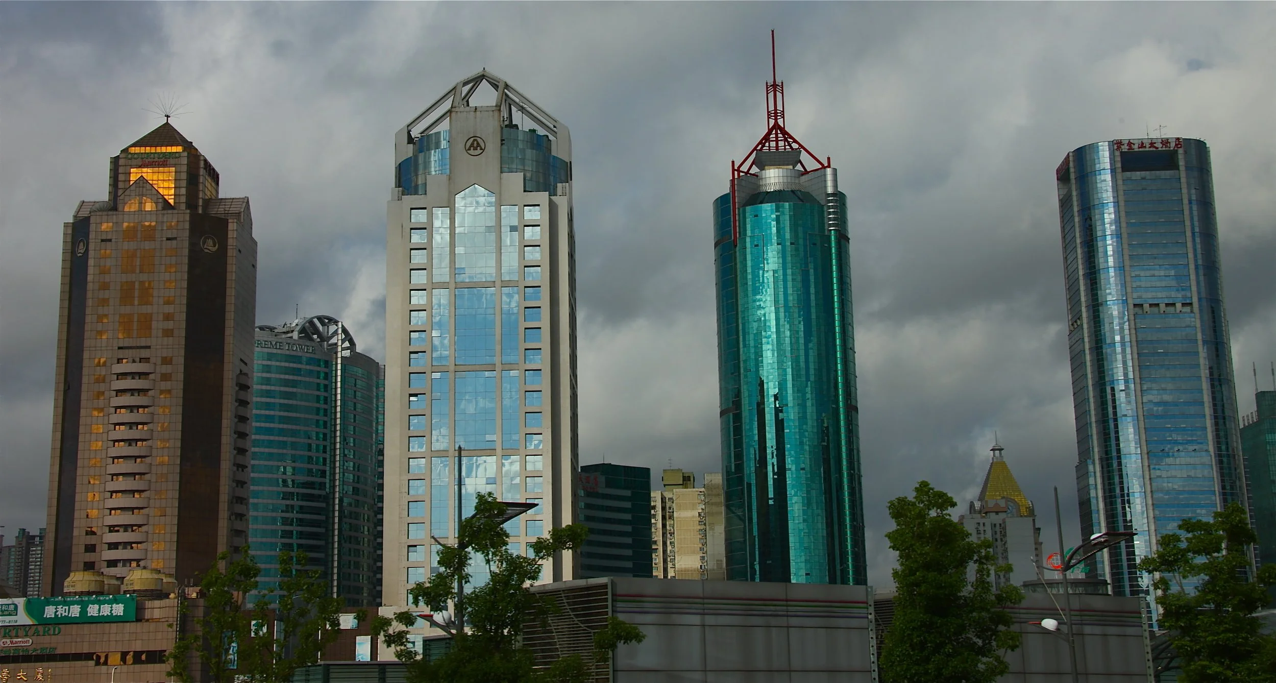 OUT IN SHANGHAI DAYS - WITH SAS TECH - SEPT 2-3 2010 (8).JPG