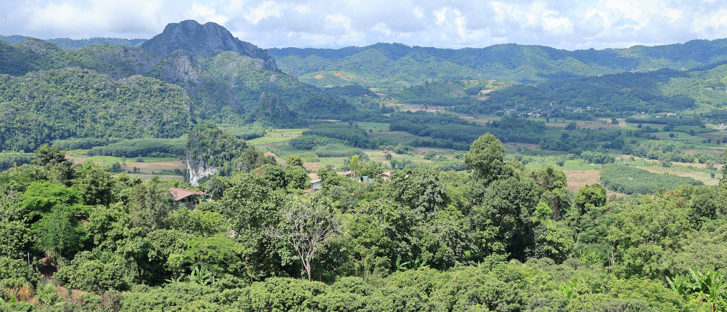 Phu Langka Viewpoint - Phayao Province Thailand (3).jpg