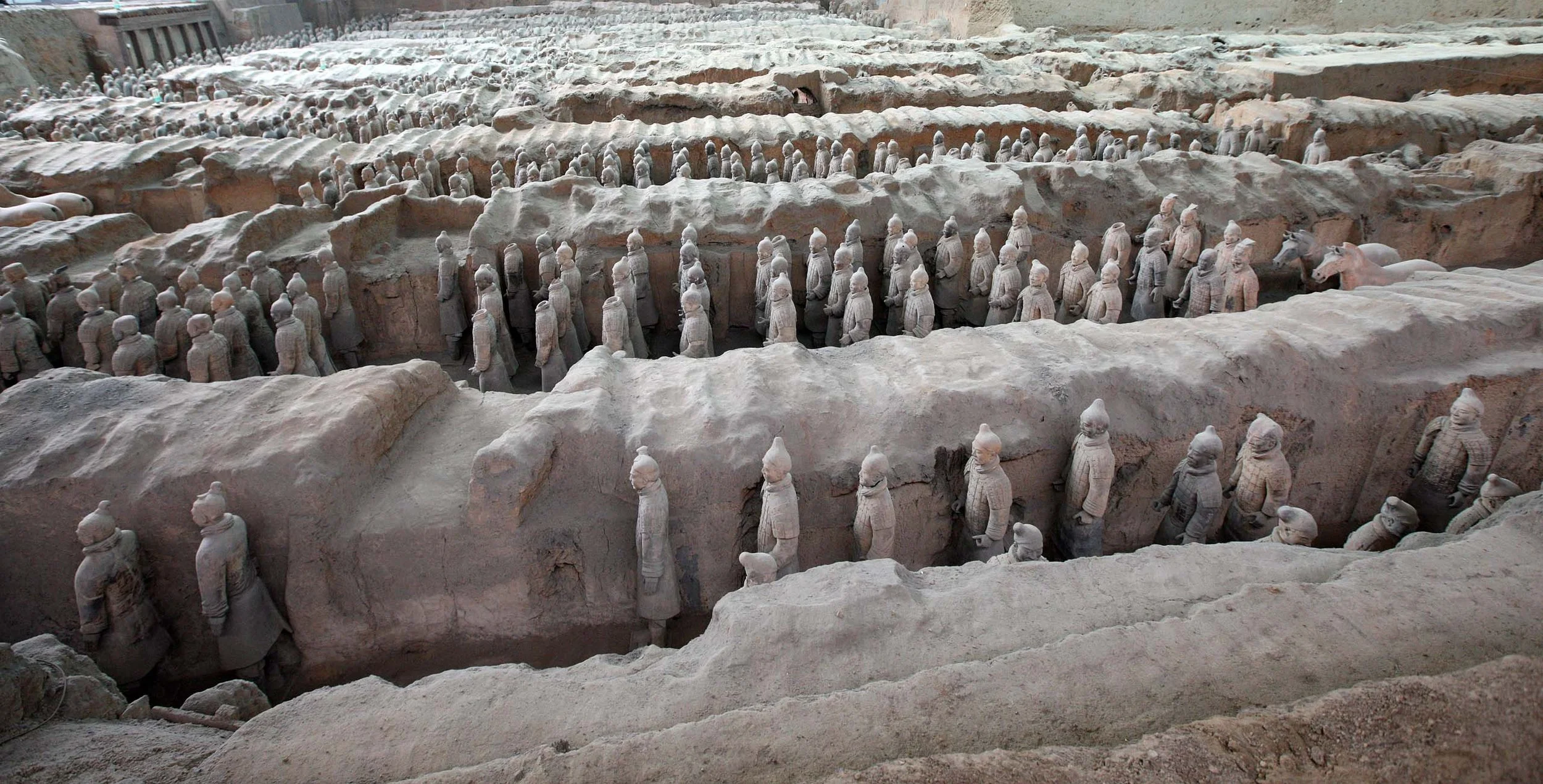 XIAN - TERRA COTTA WARRIORS - MARCH 2011 (23).JPG