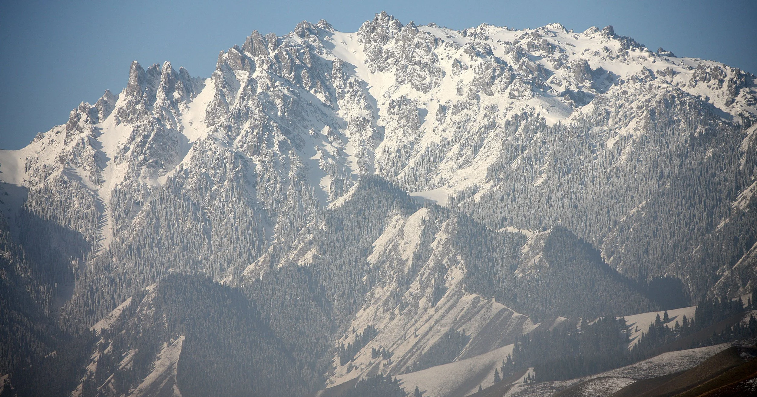 TIANSHAN MOUNTAINS - XINJIANG CHINA - ROUTE 216 (14).JPG