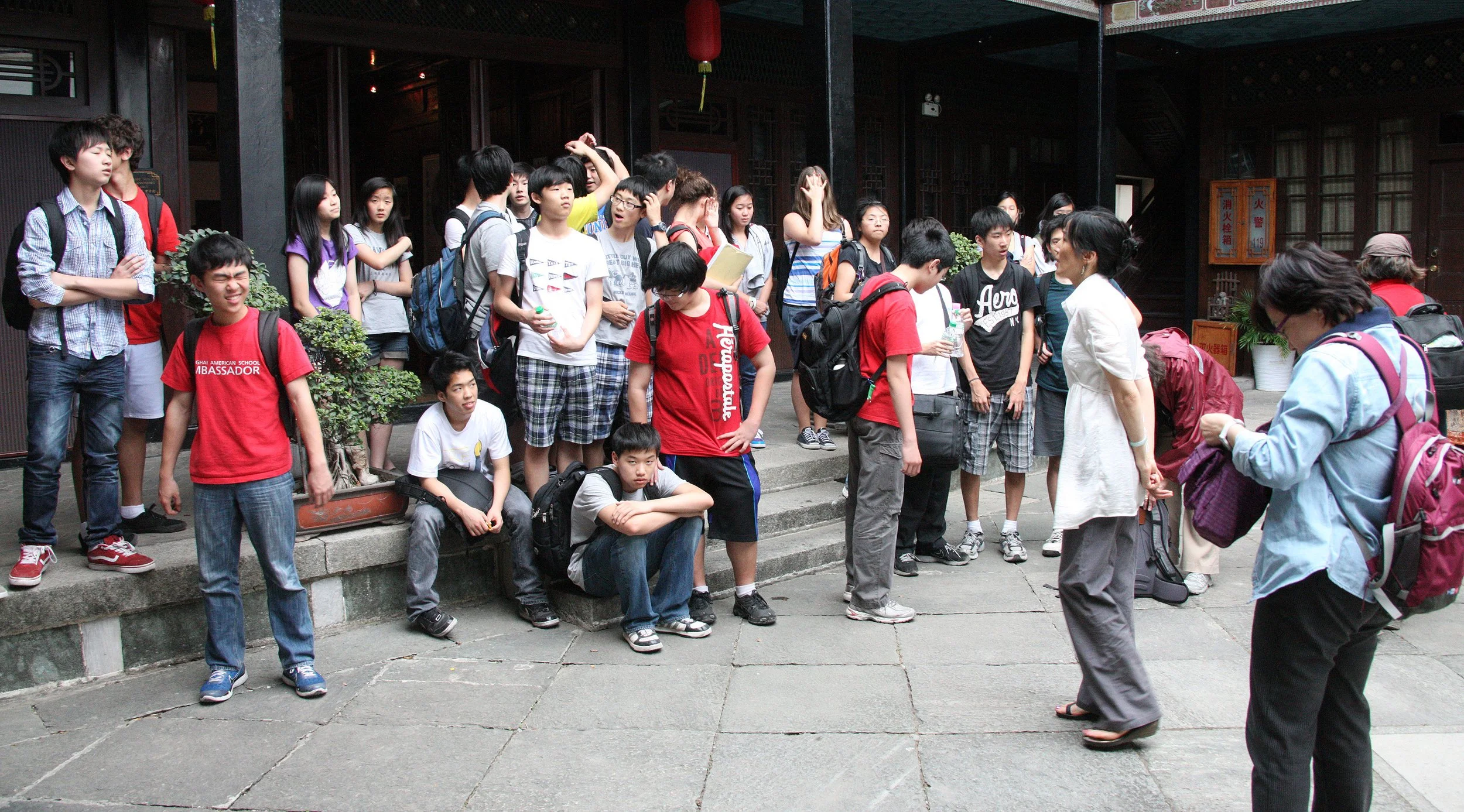 LINDEN CENTER - XIZHOU VILLAGE YUNNAN CHINA (15).JPG