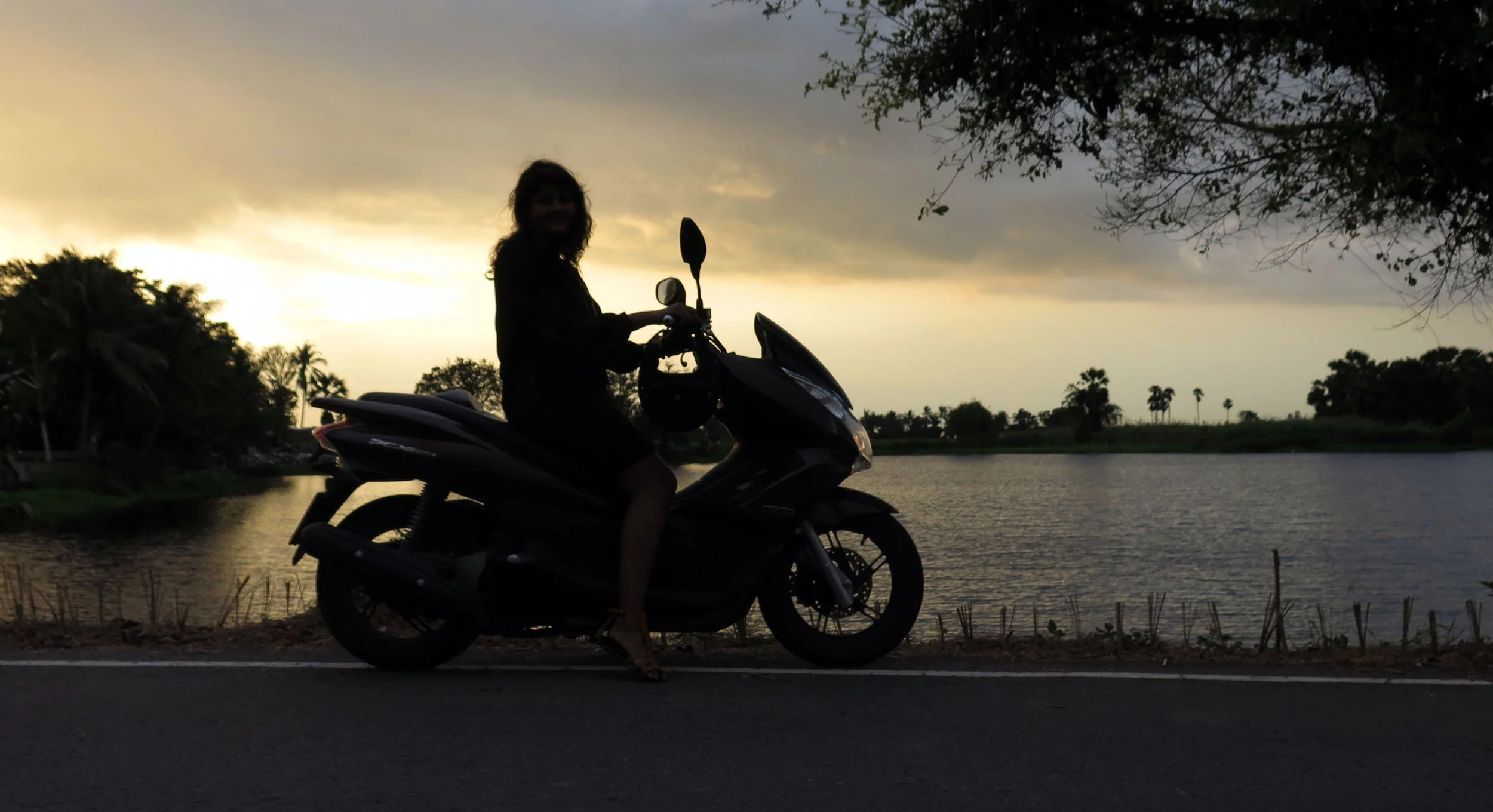 2015 Parties with Friends in Bangkok (85).JPG