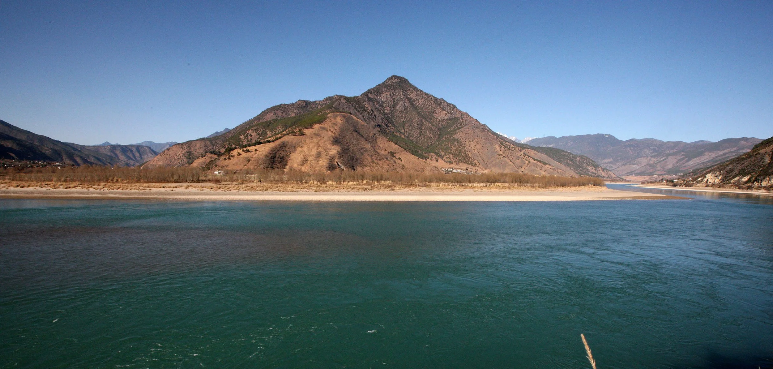 YUNNAN - YANGZTE RIVER FIRST U-TURN (4).JPG