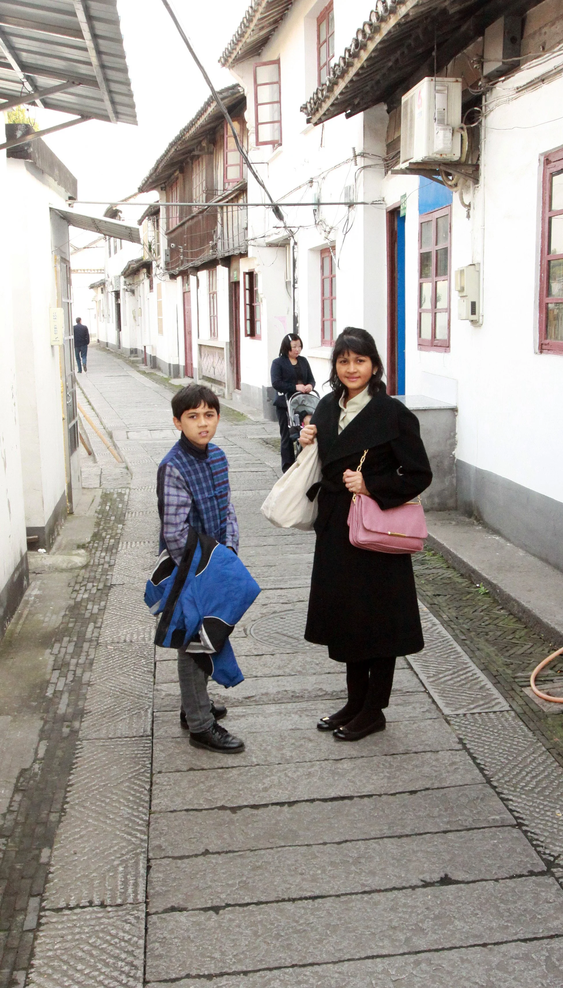 ZHUJIAJIAO WATER TOWN - NOVEMBER 20 2011 (122).JPG
