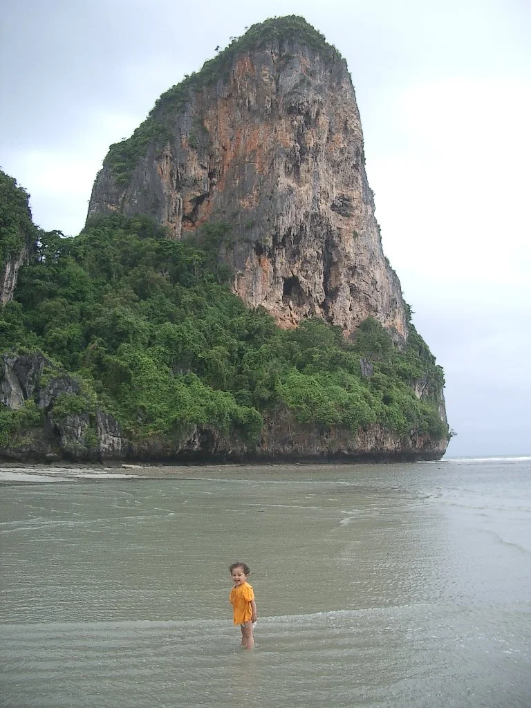 KRABI - RAILEY BEACH - 2004 (24).JPG