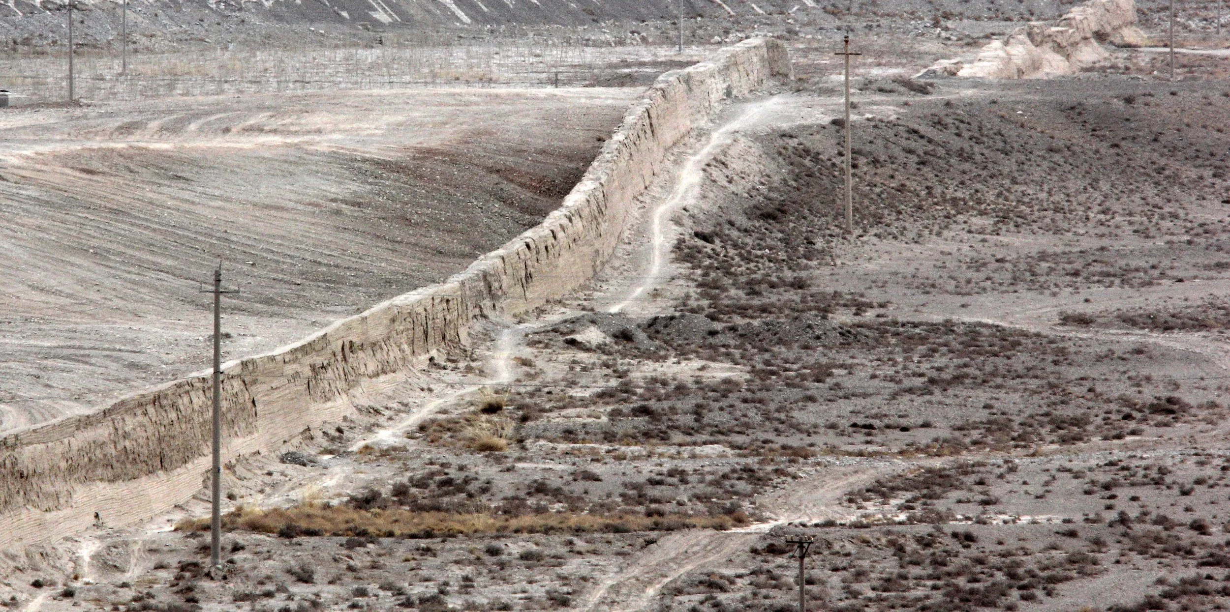 JIAYUGUAN PASS - FORTRESS - GANSU CHINA (45).JPG