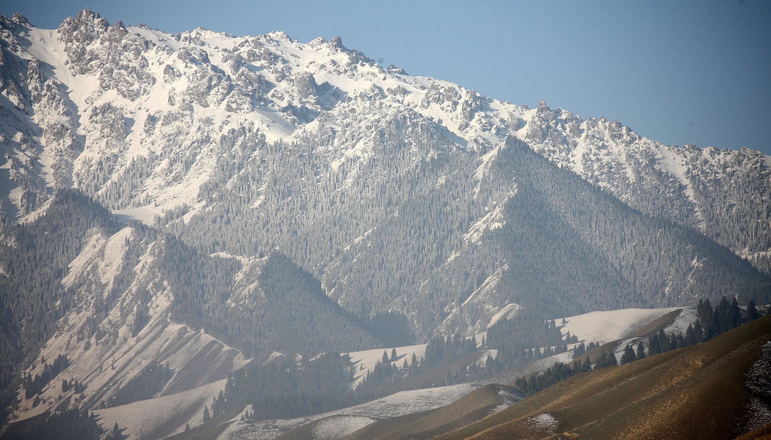 TIANSHAN MOUNTAINS - XINJIANG CHINA - ROUTE 216 (17).JPG