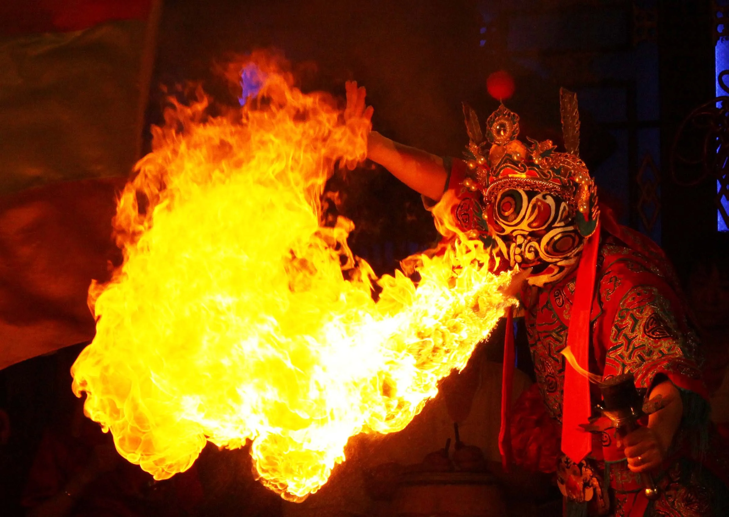 CHENGDU - SICHUAN OPERA - CHINA ALIVE 2011 (55).JPG