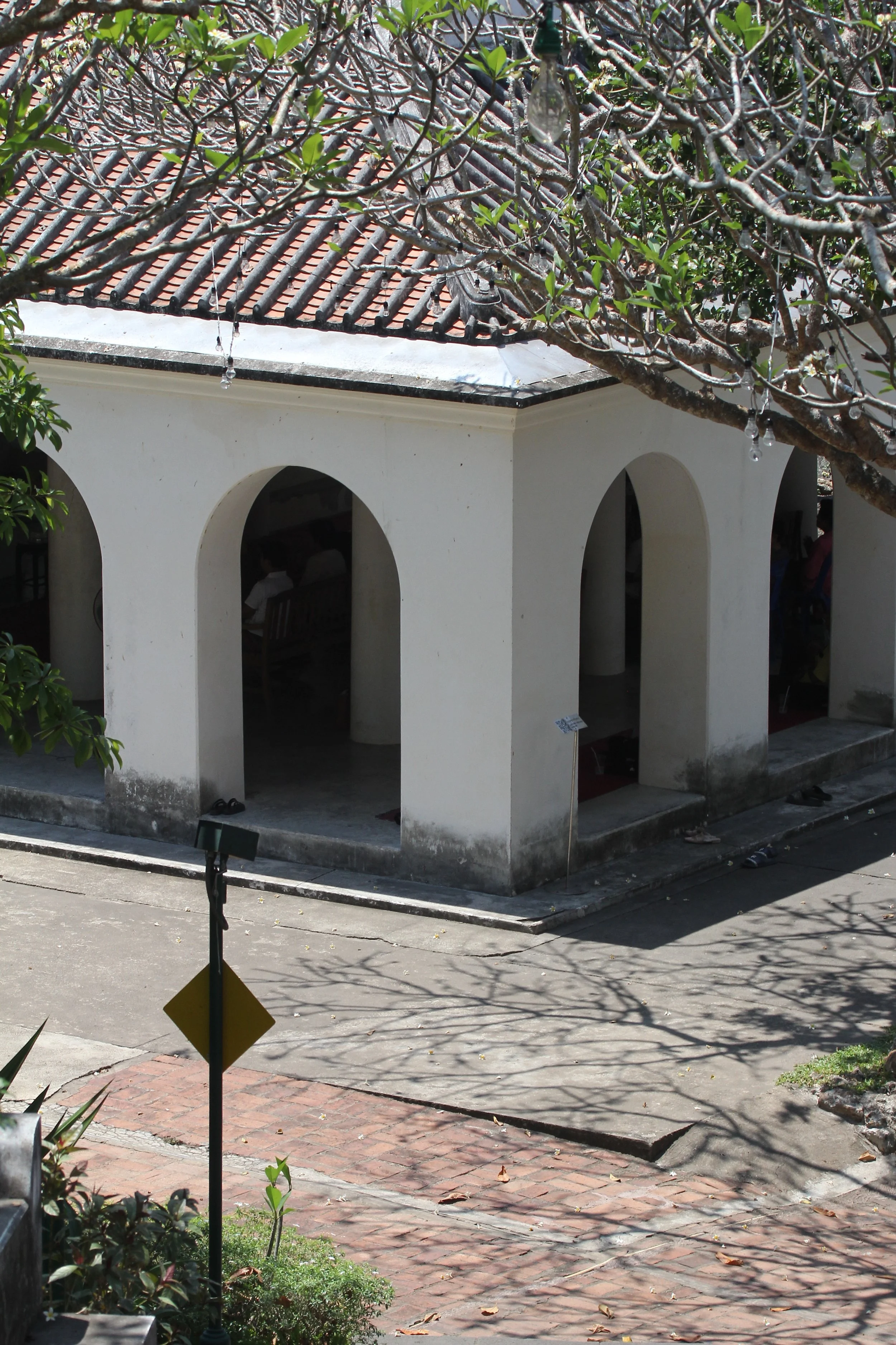2020 Petchaburi Temple Trip with Cokie (170).JPG