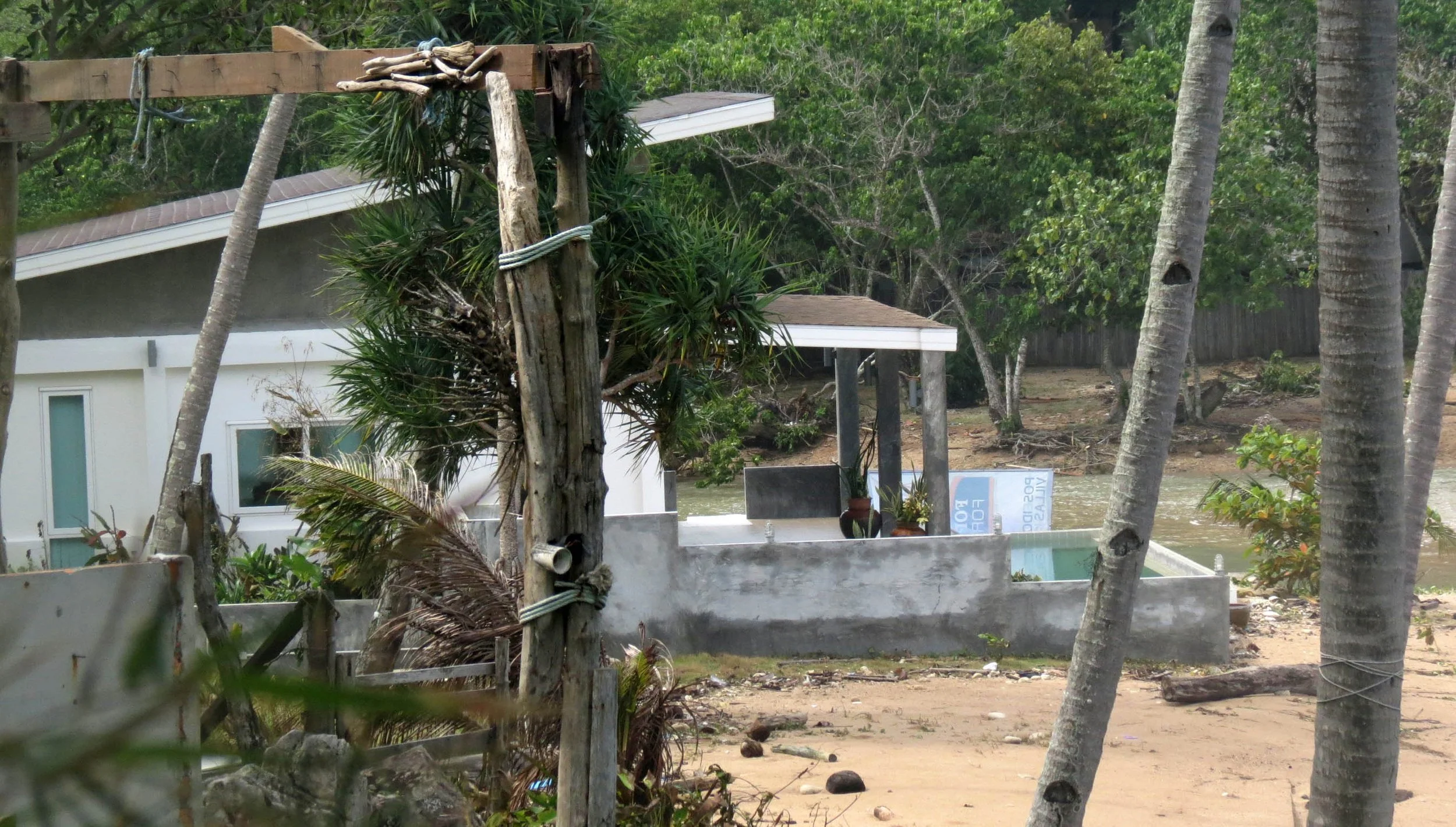 2014 Koh Lanta Build (51).JPG