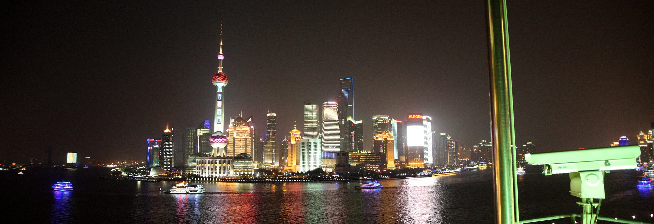 2011-4-29 NIGHT AT SHOOK AT 19 BUND SHANGHAI (183).JPG