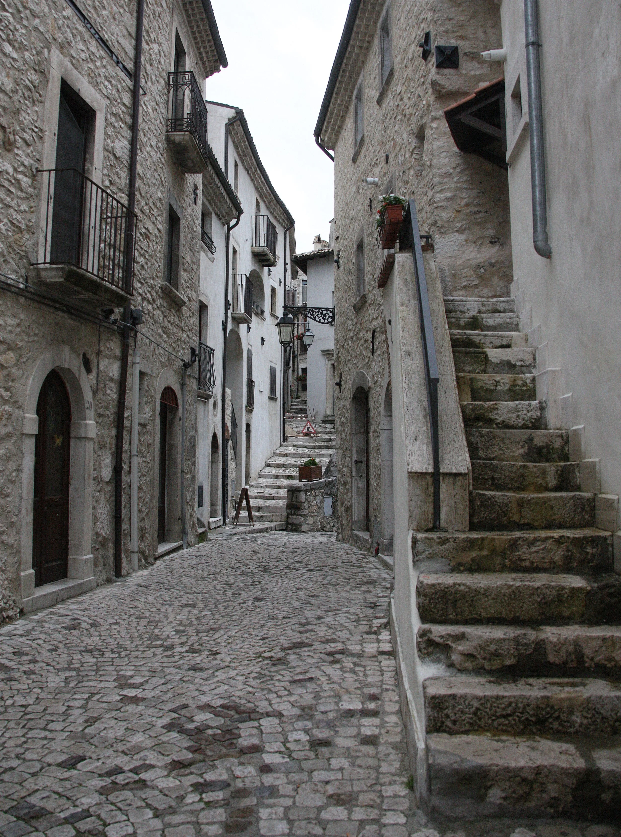 BARREA ITALY - ABRUZZO NATIONAL PARK ITALY (32).JPG