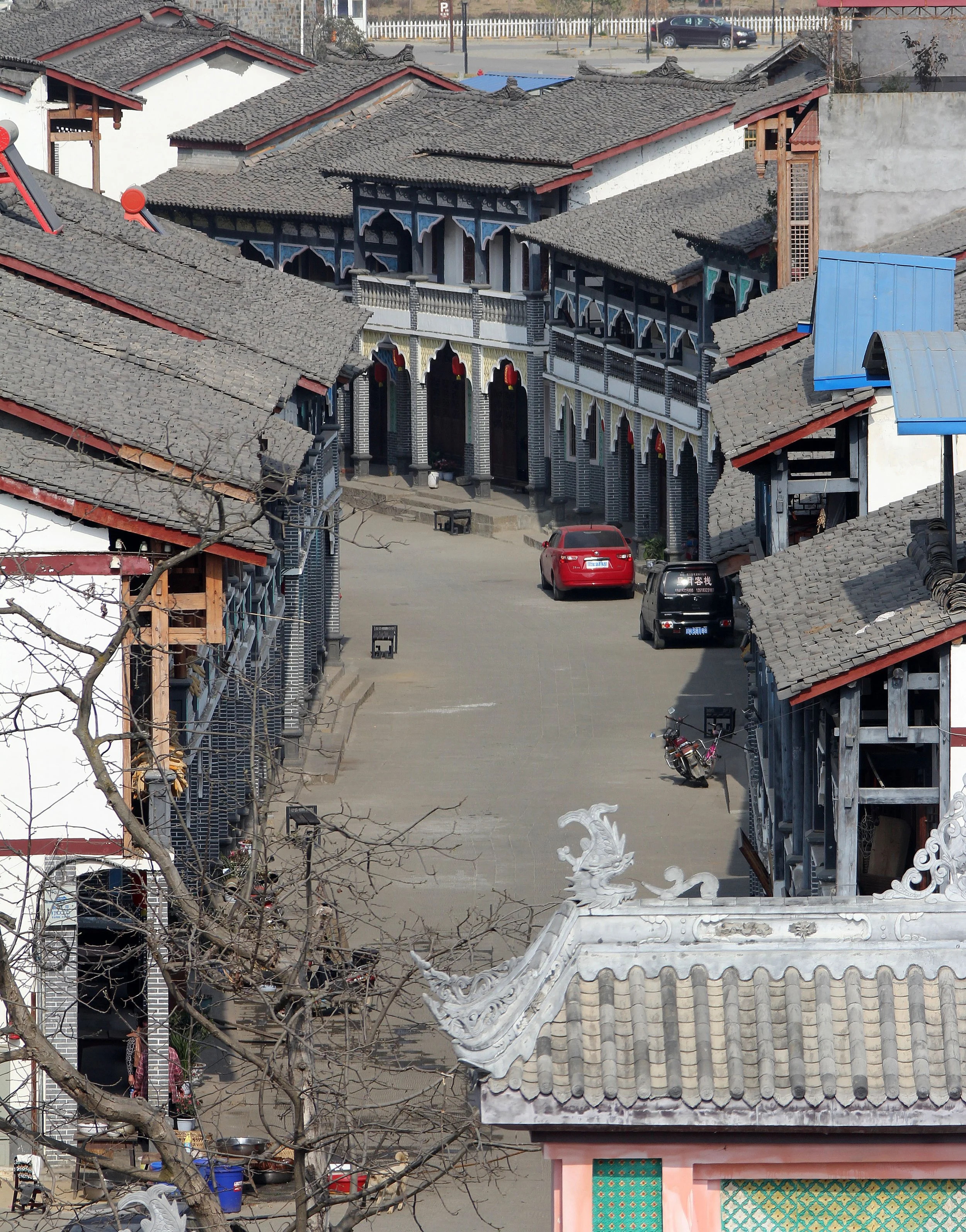 SHANGLI ANCIENT TOWN - SICHUAN CHINA (29).JPG
