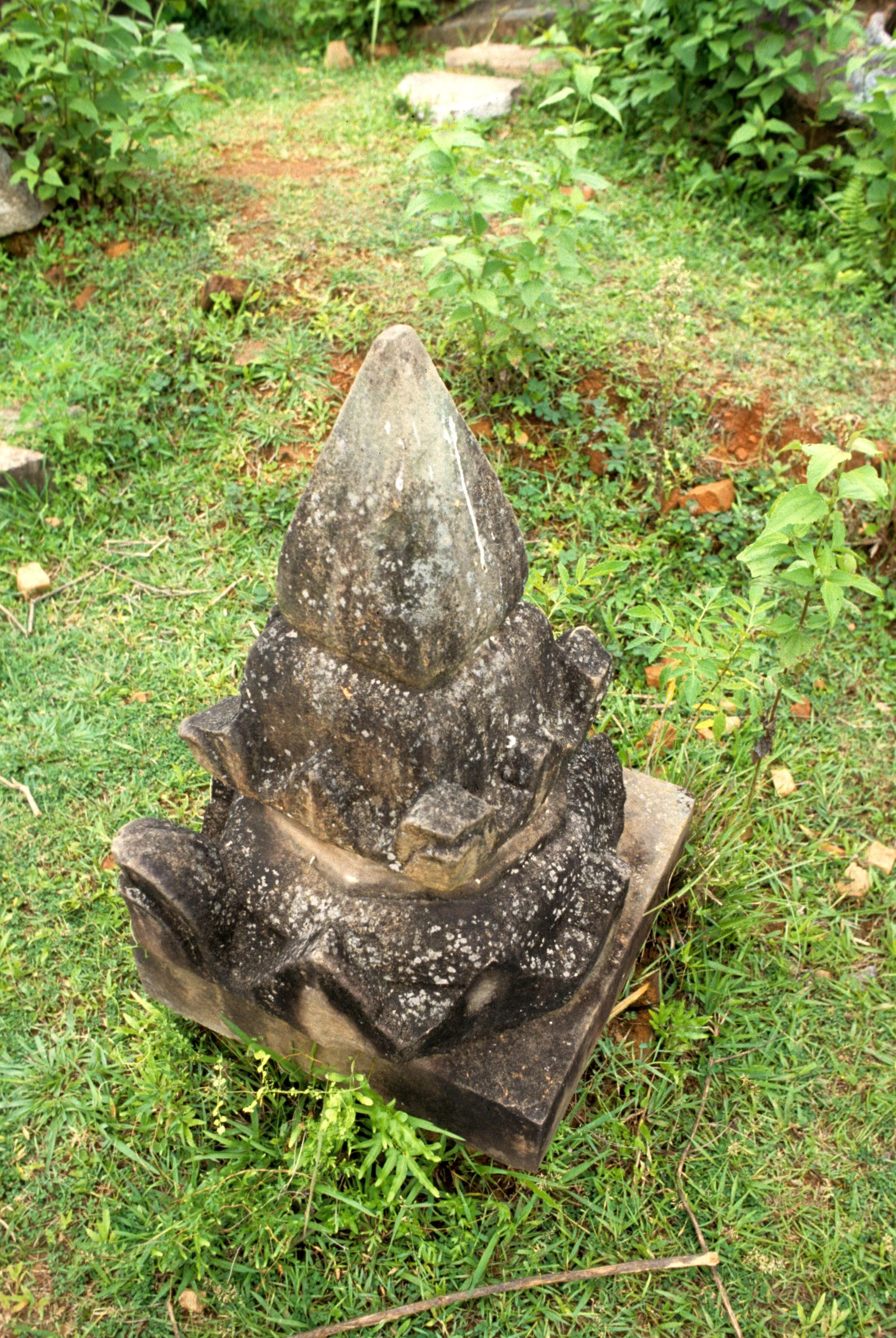 VIET NAM - MY SON - CHAM TEMPLES (2).jpg