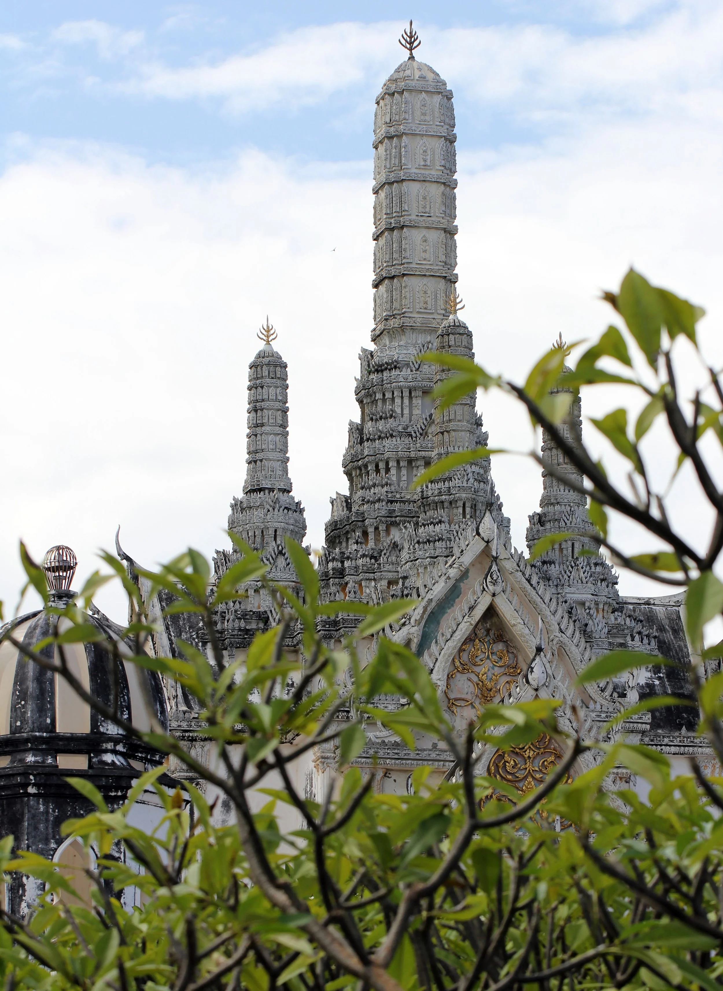 2013 Cha'am and Petchaburi with Family & Friends (149).JPG