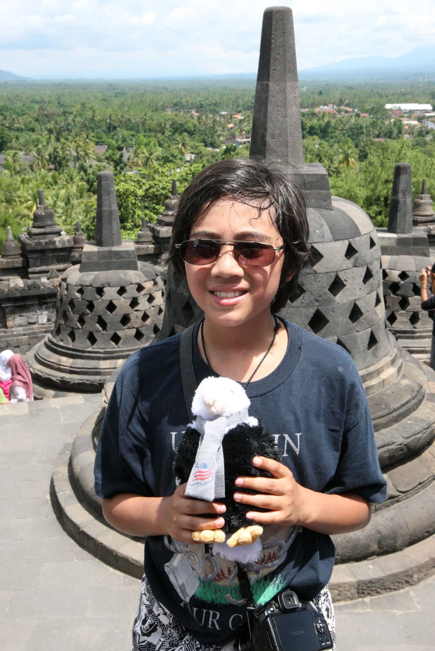 BOROBUDUR RUINS - YOGYAKARTA INDONESIA (56).JPG