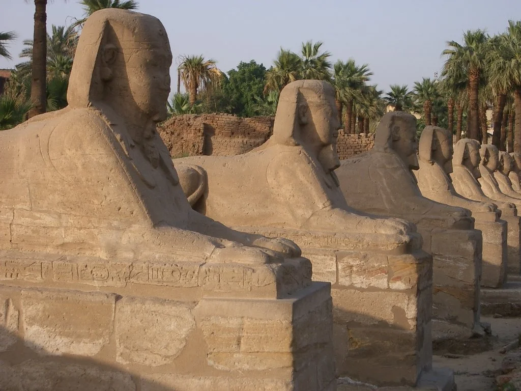 LUXOR TEMPLE (36).JPG