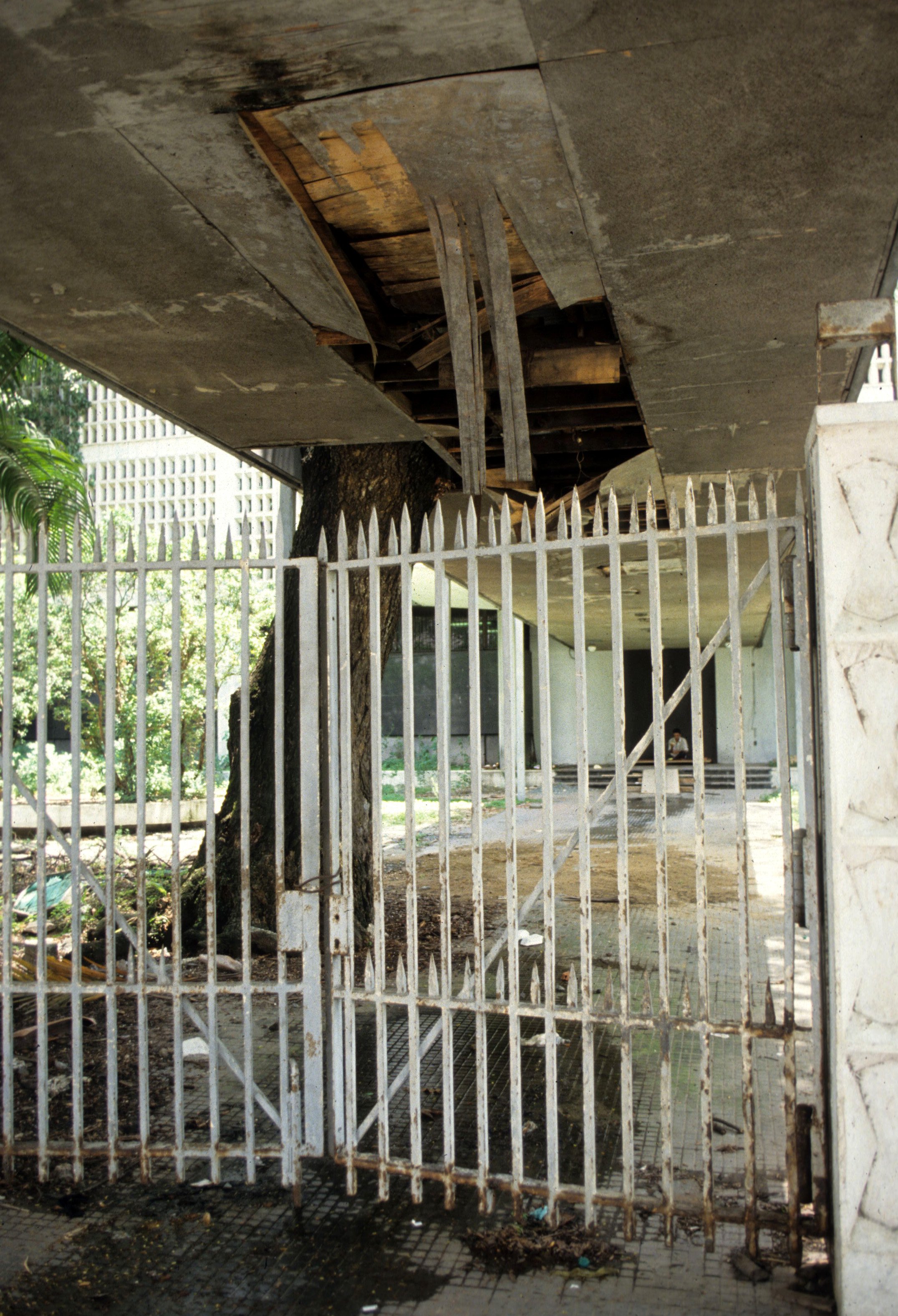 SAIGON - US EMBASSY.jpg