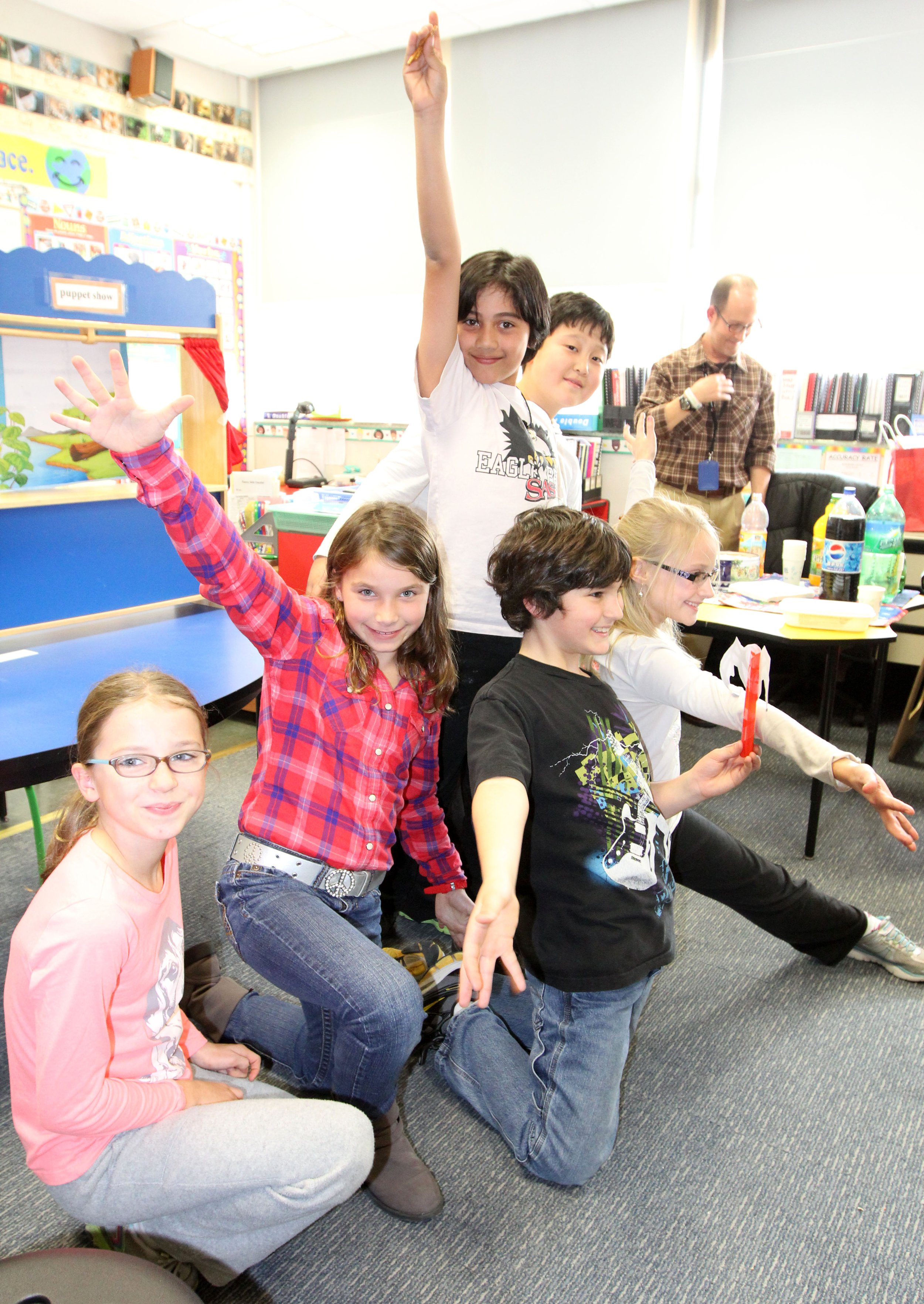 COKIE'S PUPPET SHOW - SAS DECEMBER 2012 (8).JPG