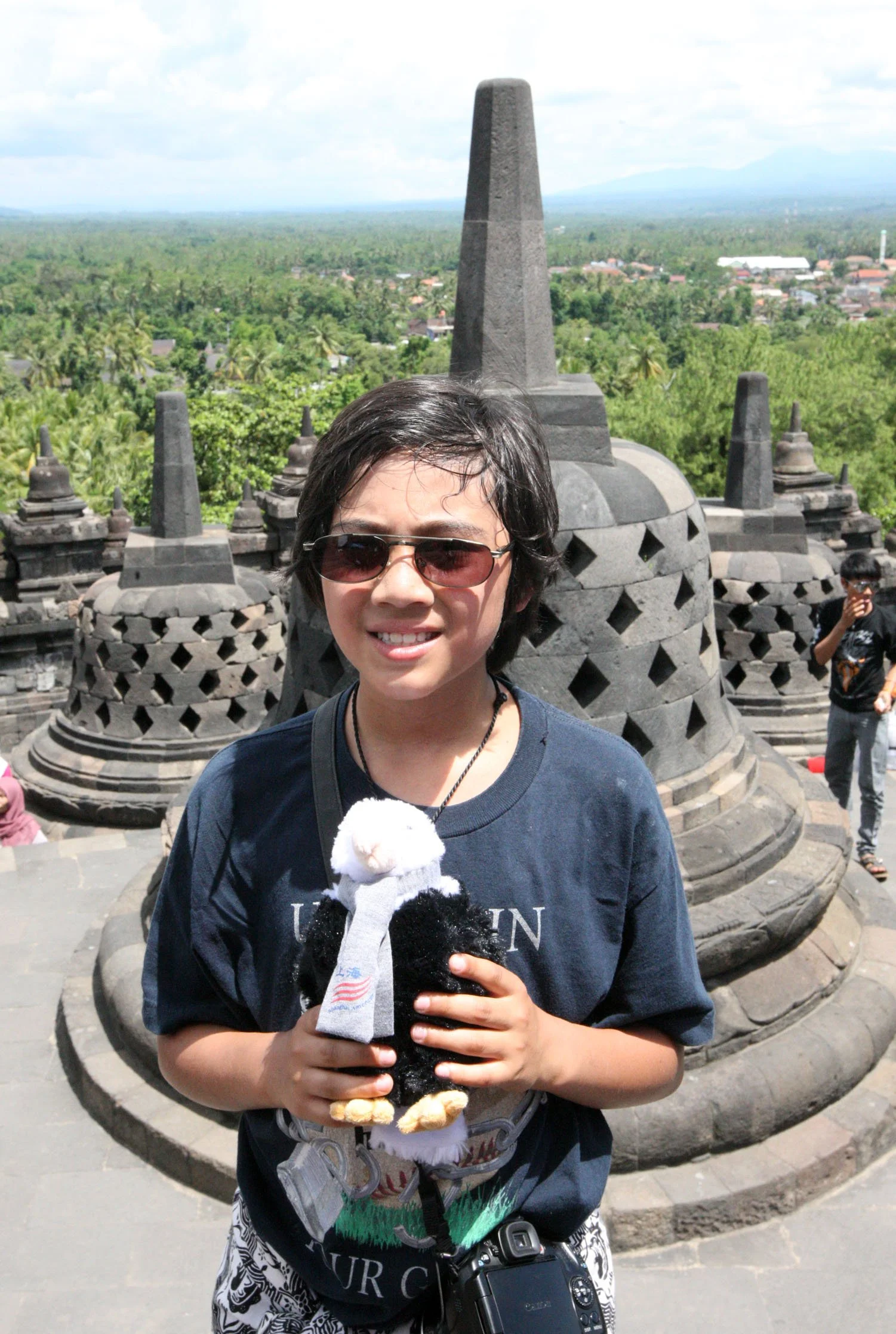 BOROBUDUR RUINS - YOGYAKARTA INDONESIA (58).JPG