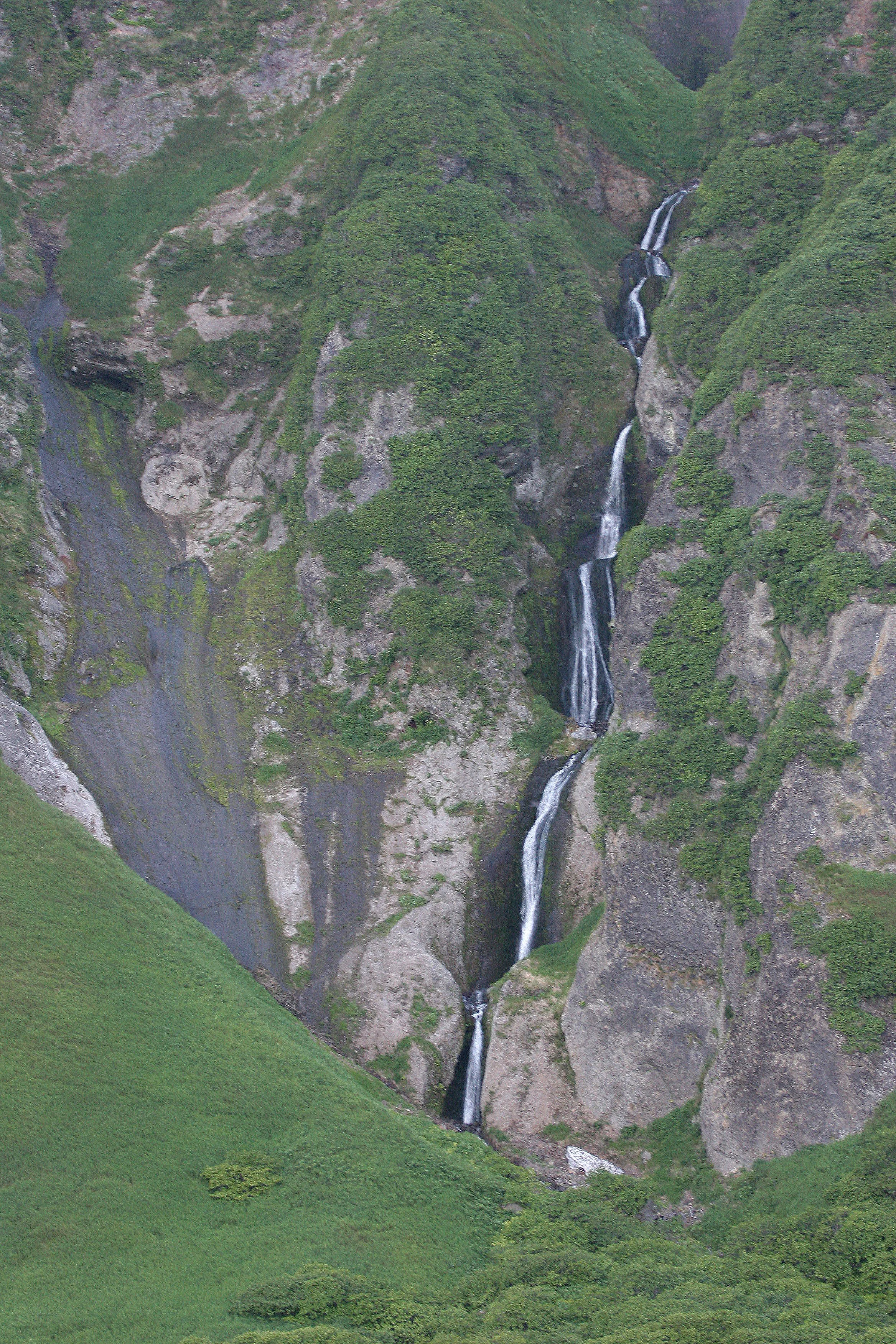 KURIL ISLANDS - VIEWS LANDSCAPES AND GEOLOGY - RUSSIA (102).jpg