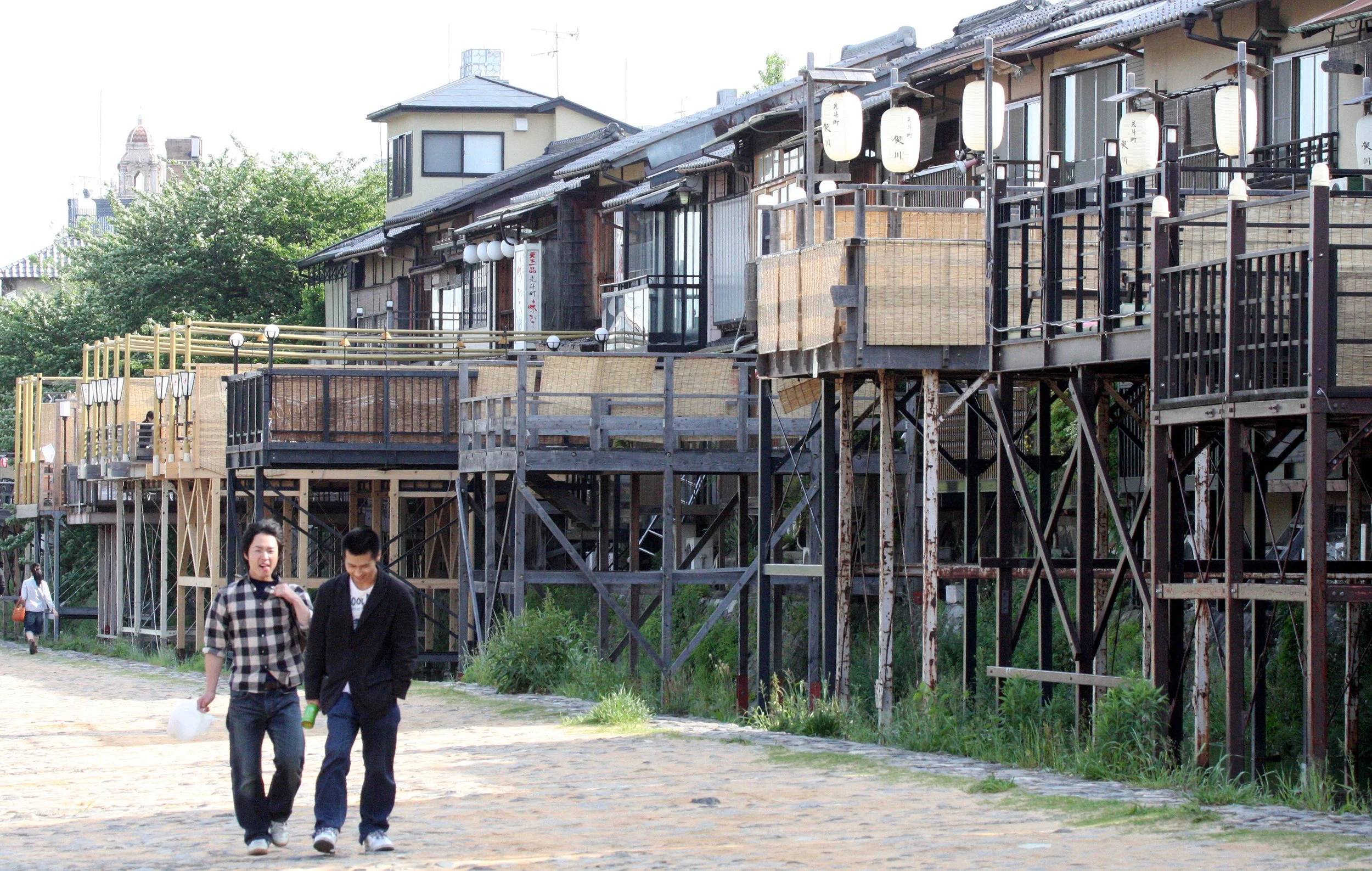 KYOTO - MAY 2009 - CITY SCENES AND LANDSCAPES (43).JPG