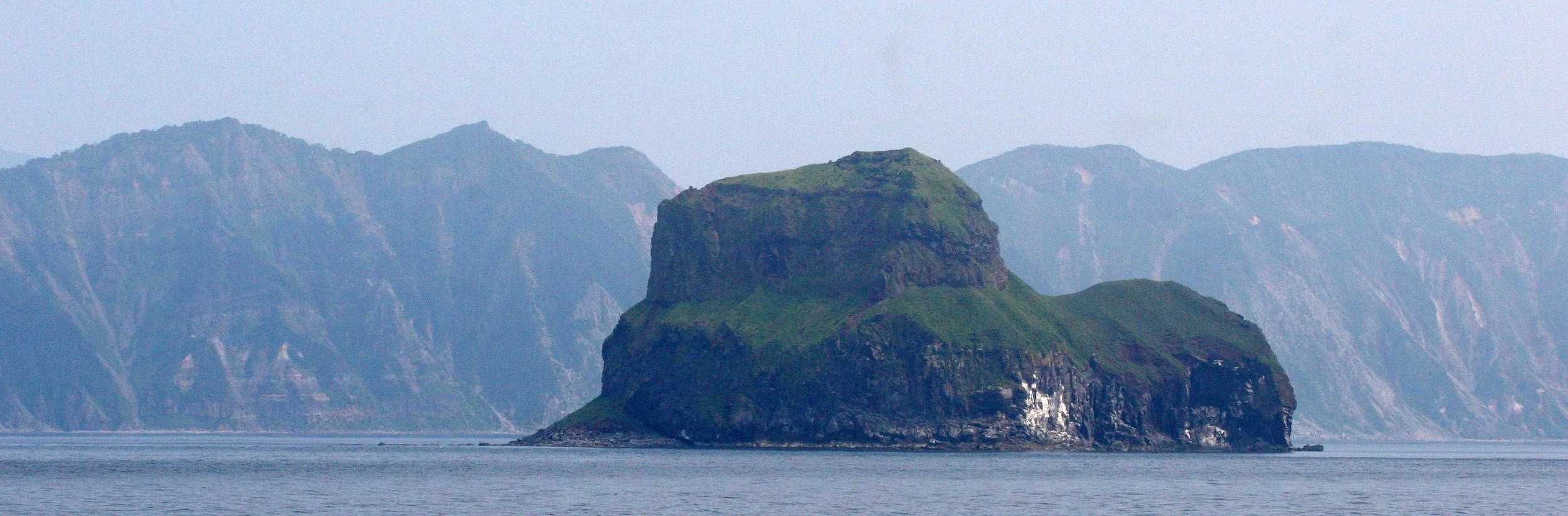 KURIL ISLANDS - VIEWS LANDSCAPES AND GEOLOGY (37).jpg