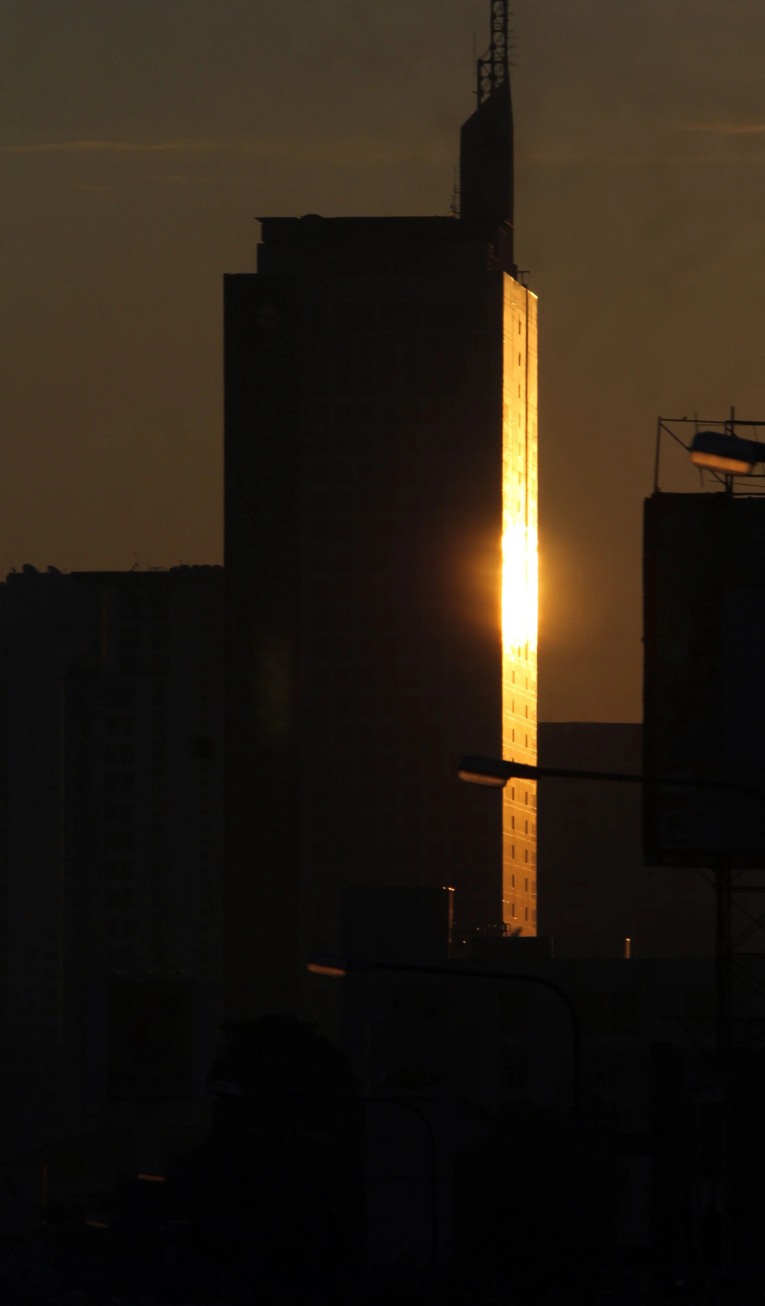 2014 Bangkok Sunset & Moonrise (66).JPG