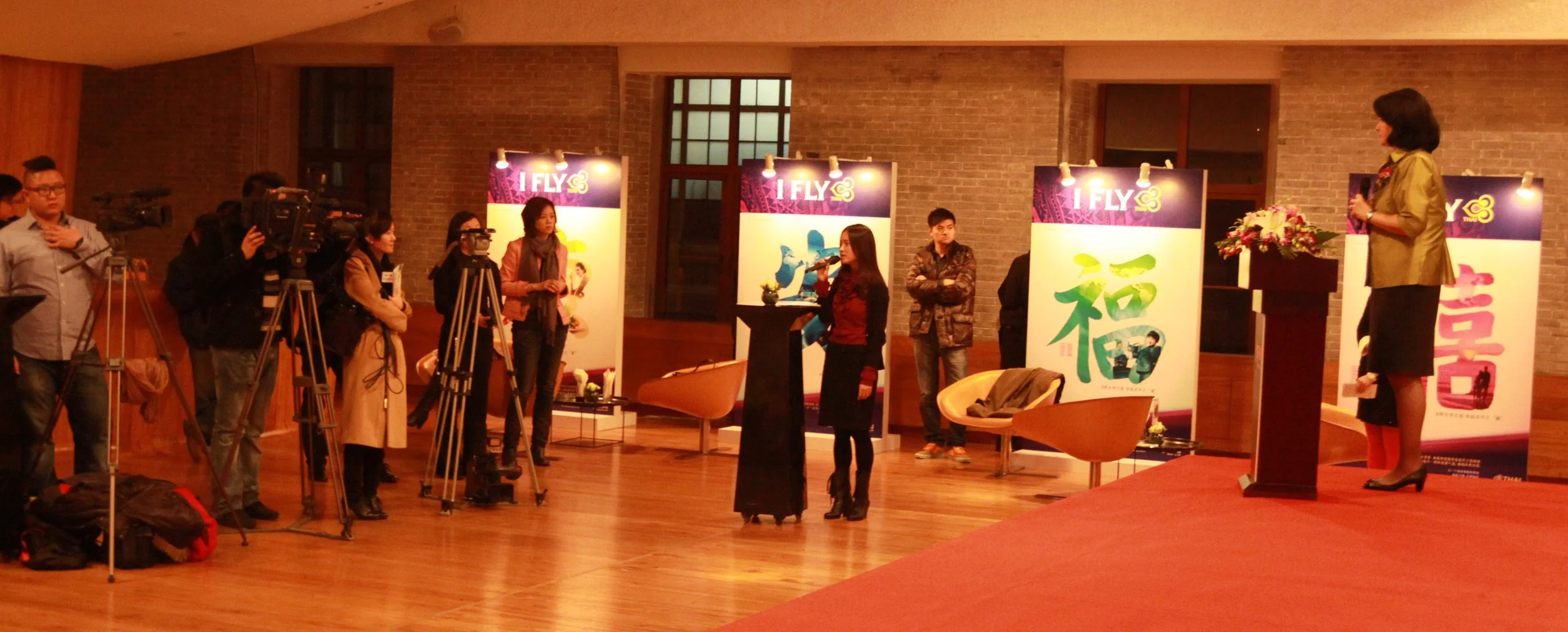 THAI CONSULATE DINNER AND BENEFIT (101).JPG