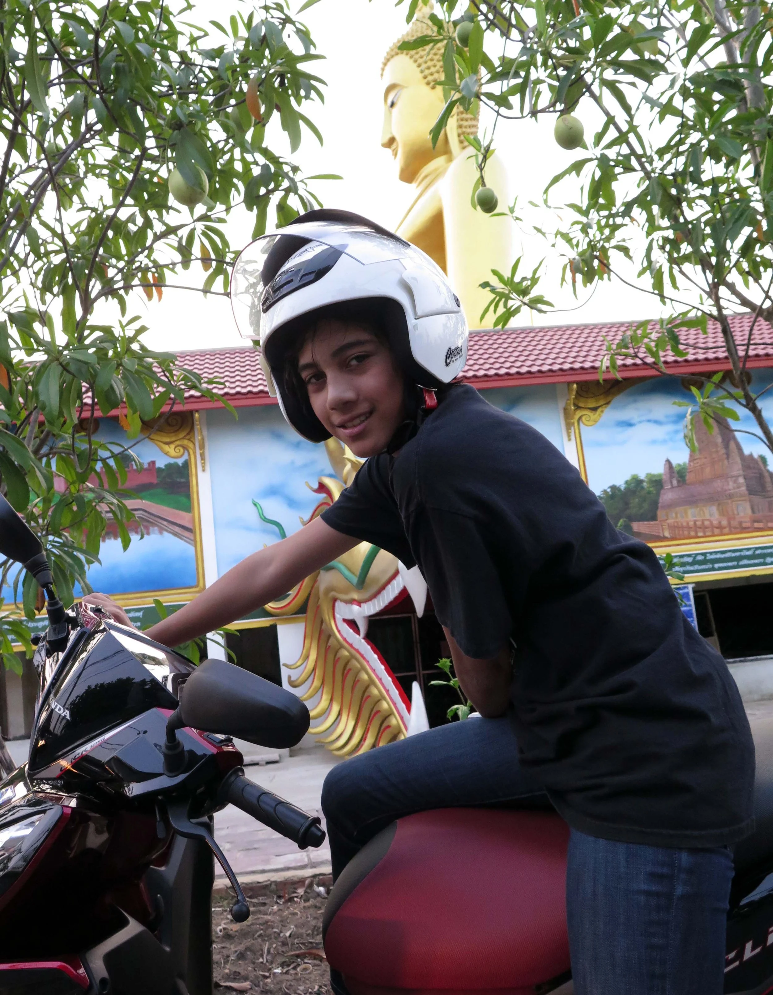 2013 Nonthaburi Setthasiri House and Nonthaburi Neighborhood (165).JPG