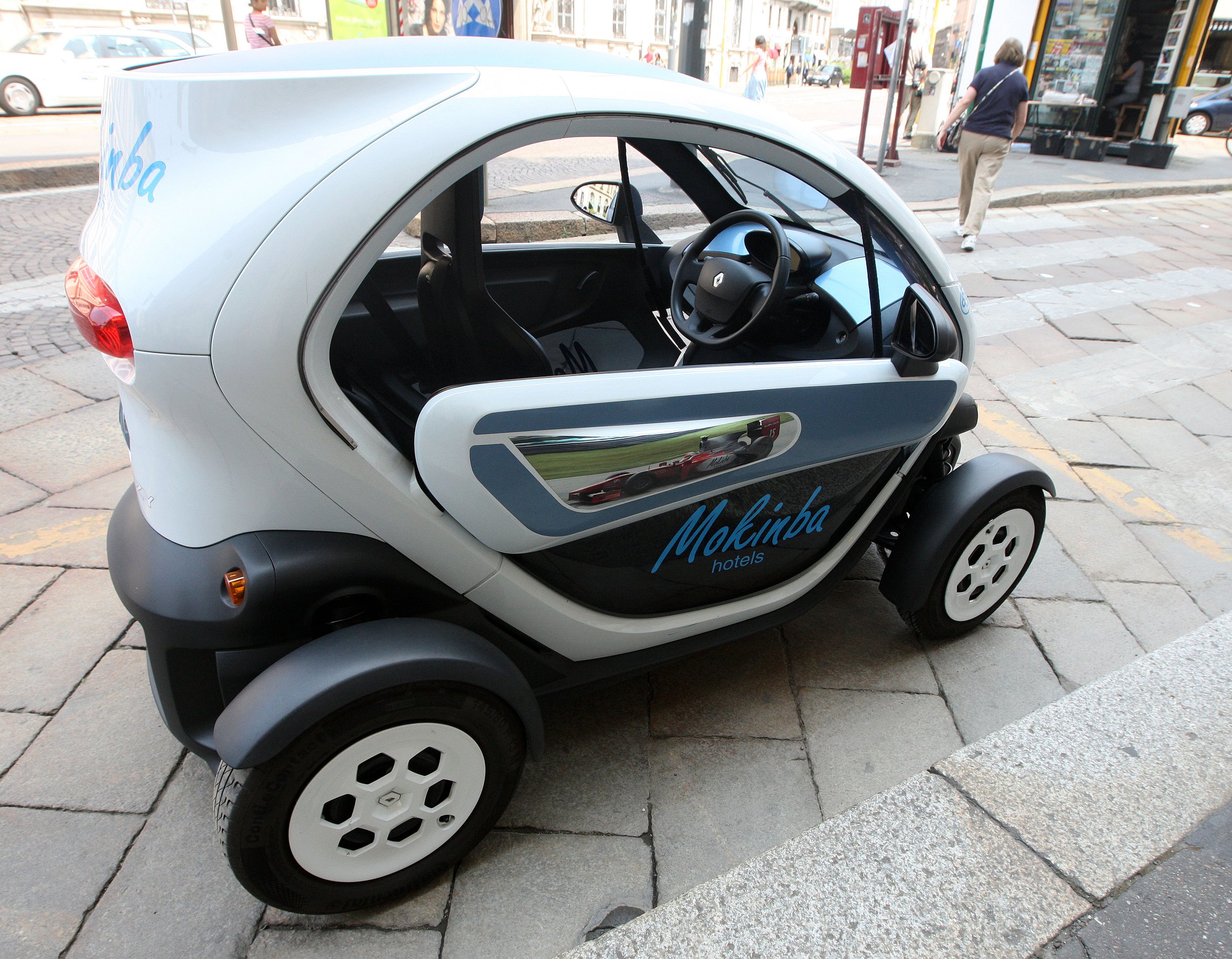 MILAN ITALY - JULY 2013 (25).JPG