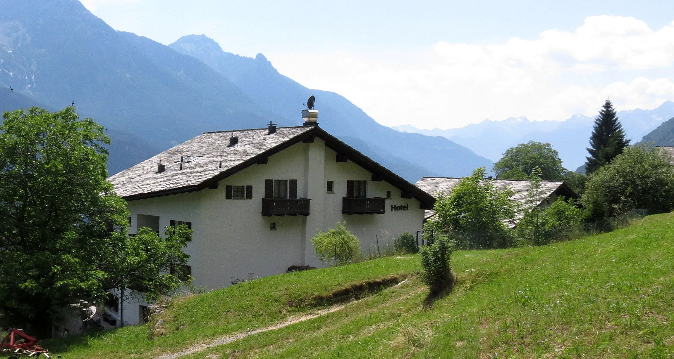 SOGLIO SWITZERLAND - JULY 2013 (6).JPG
