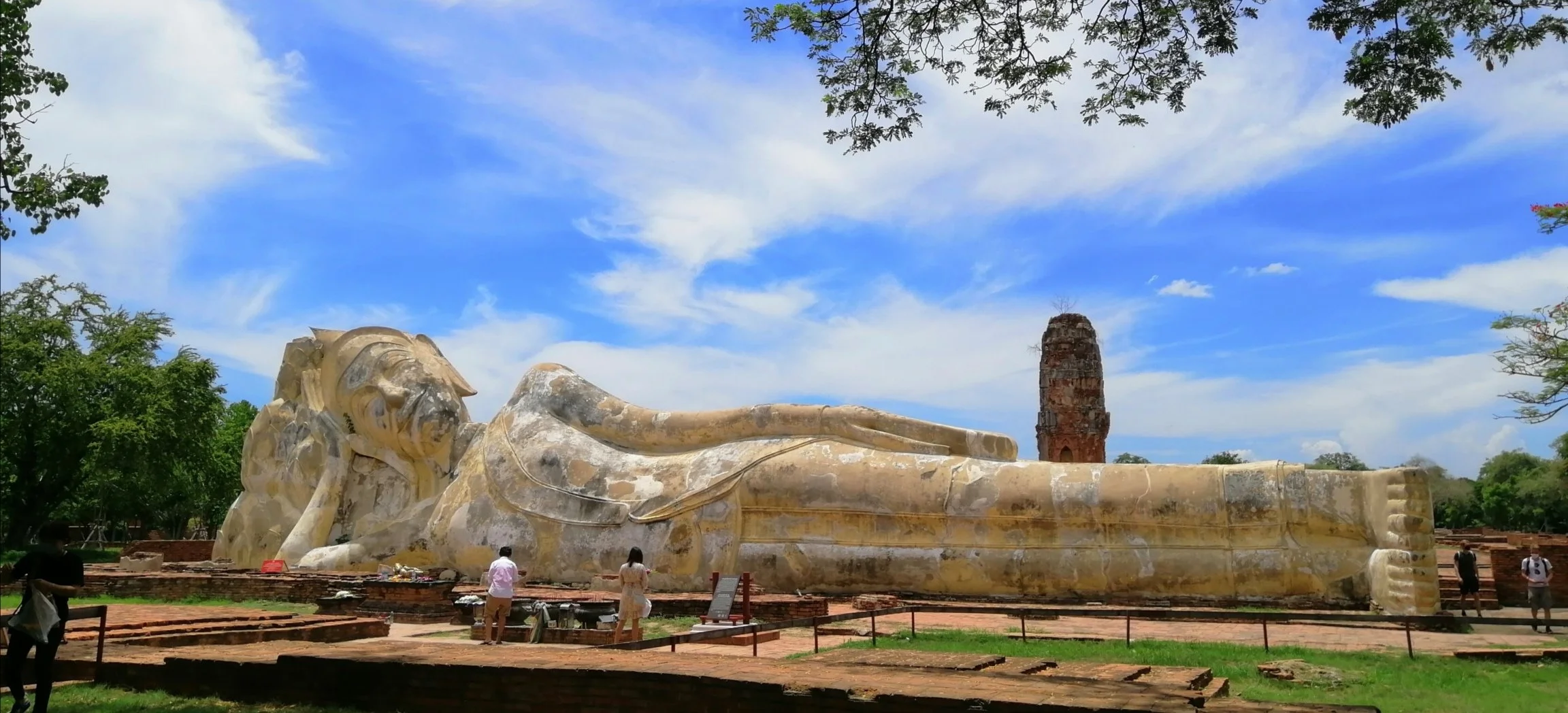 2020 Ayutthaya with Liana & Gift and Mom (218).jpg