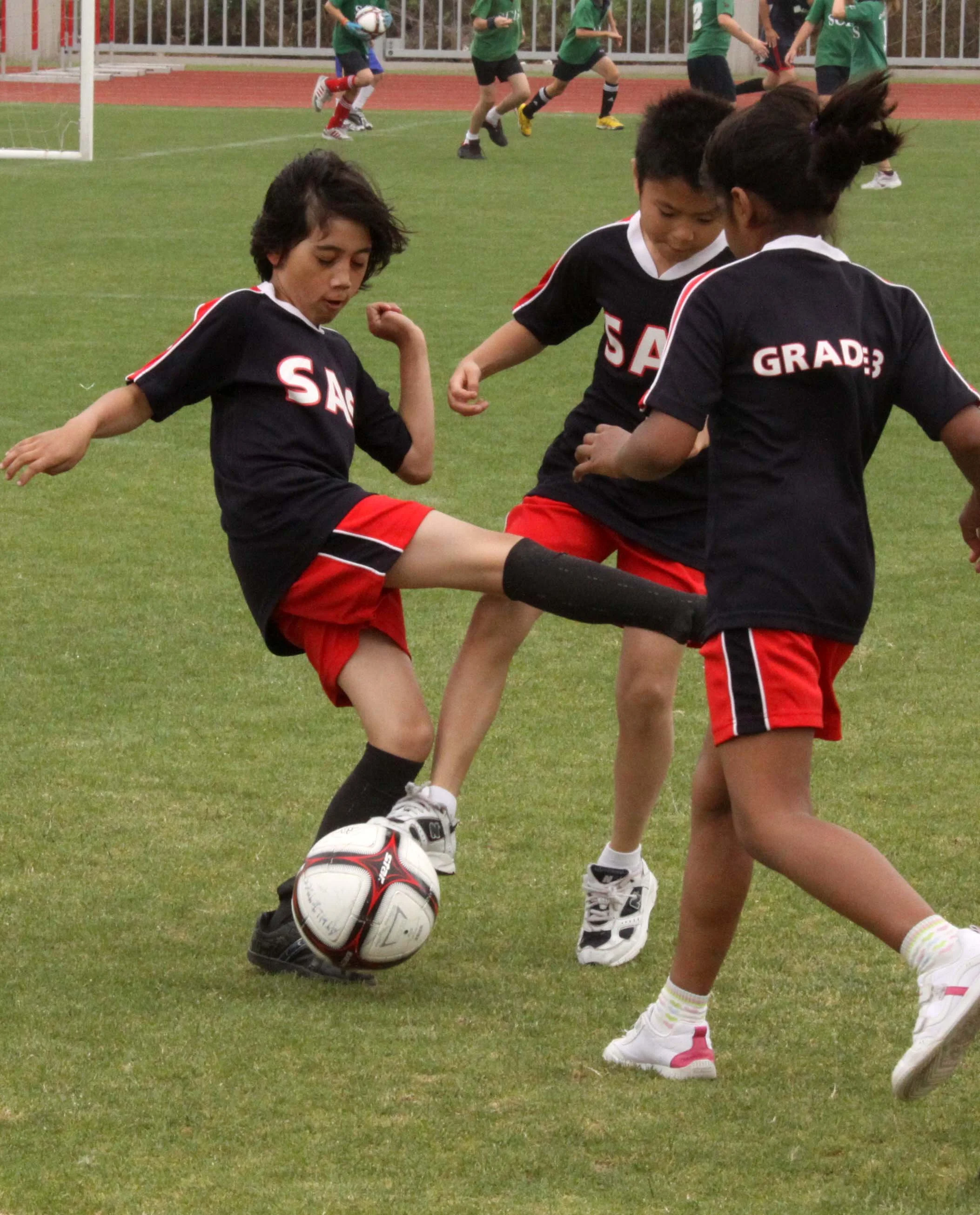 SAS THIRD GRADE SOCCER DAY (13).JPG