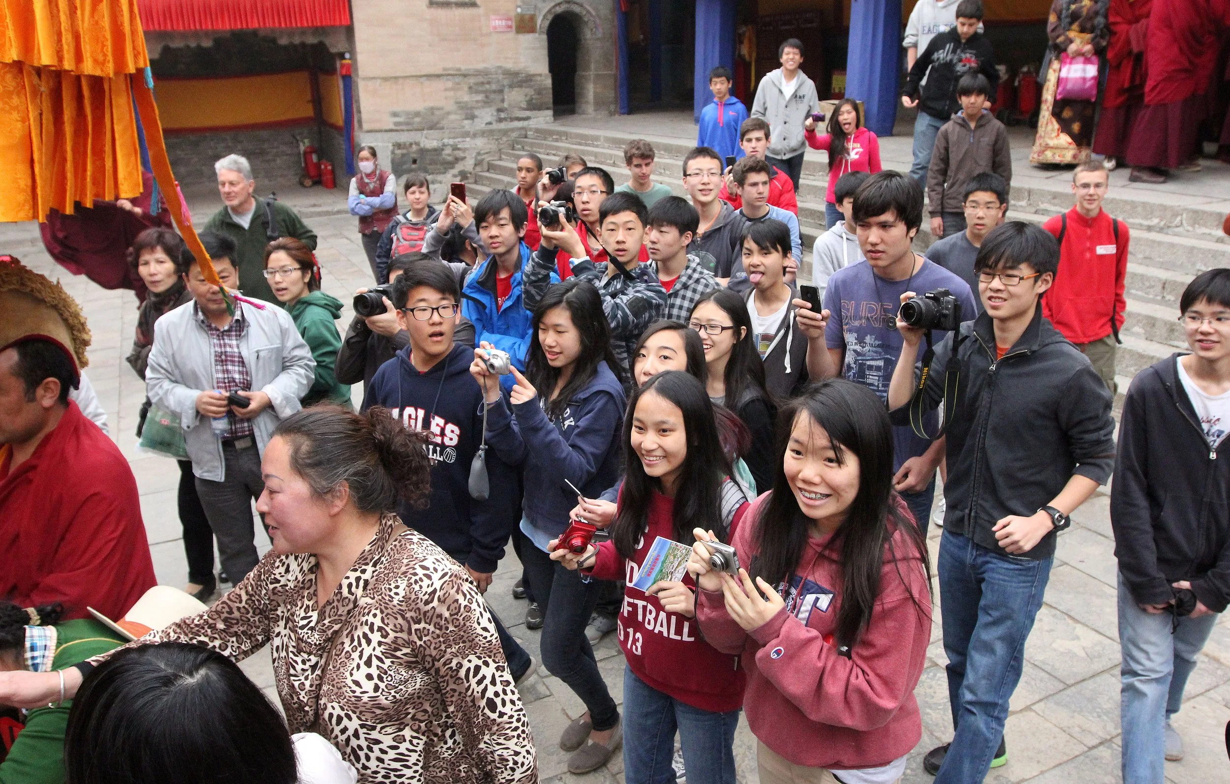 KUMBUM MONASTERY - QINGHAI - SUNNING BUDDHA FESTIVAL 2013 (121).JPG