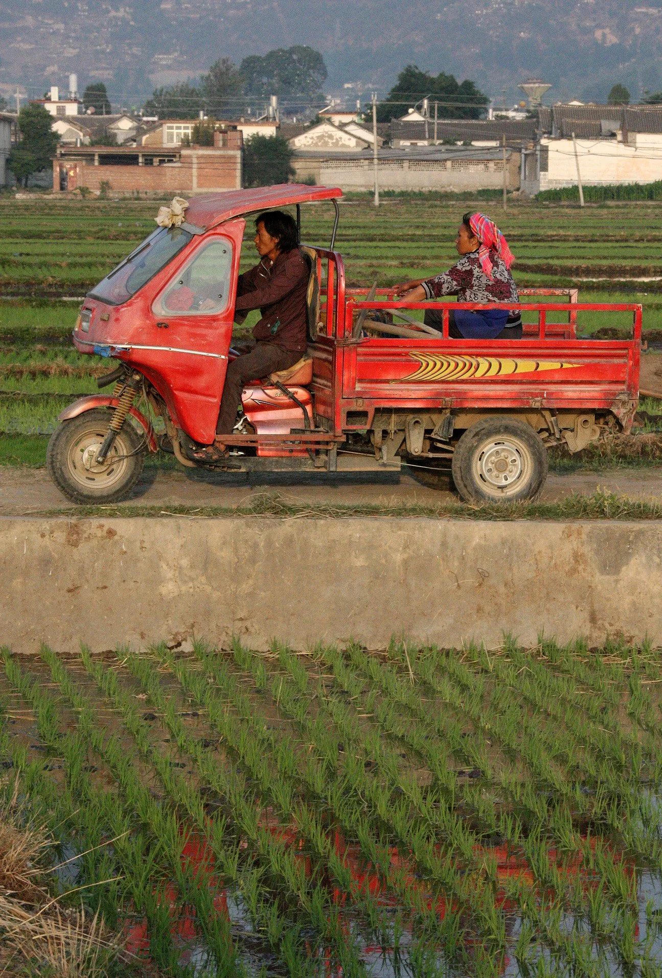 LINDEN CENTER - XIZHOU VILLAGE YUNNAN CHINA (105).JPG