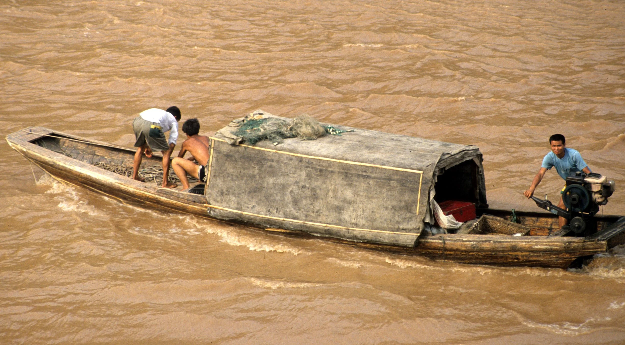 YANGTZE RIVER - THREE GORGES CRUISE - 1994 (8).jpg