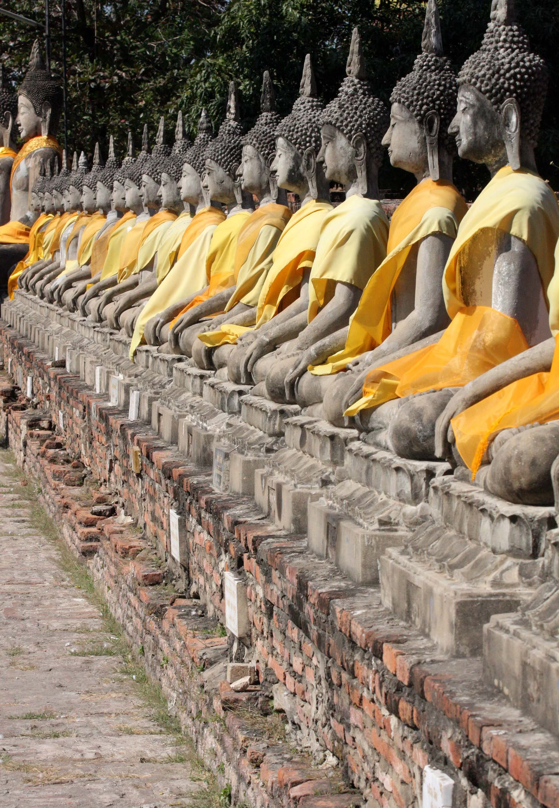 AYUDTHAYA - RECLINING BUDDHA WAT - CHRISTMAS IN THAILAND TRIP 2008 (17).JPG