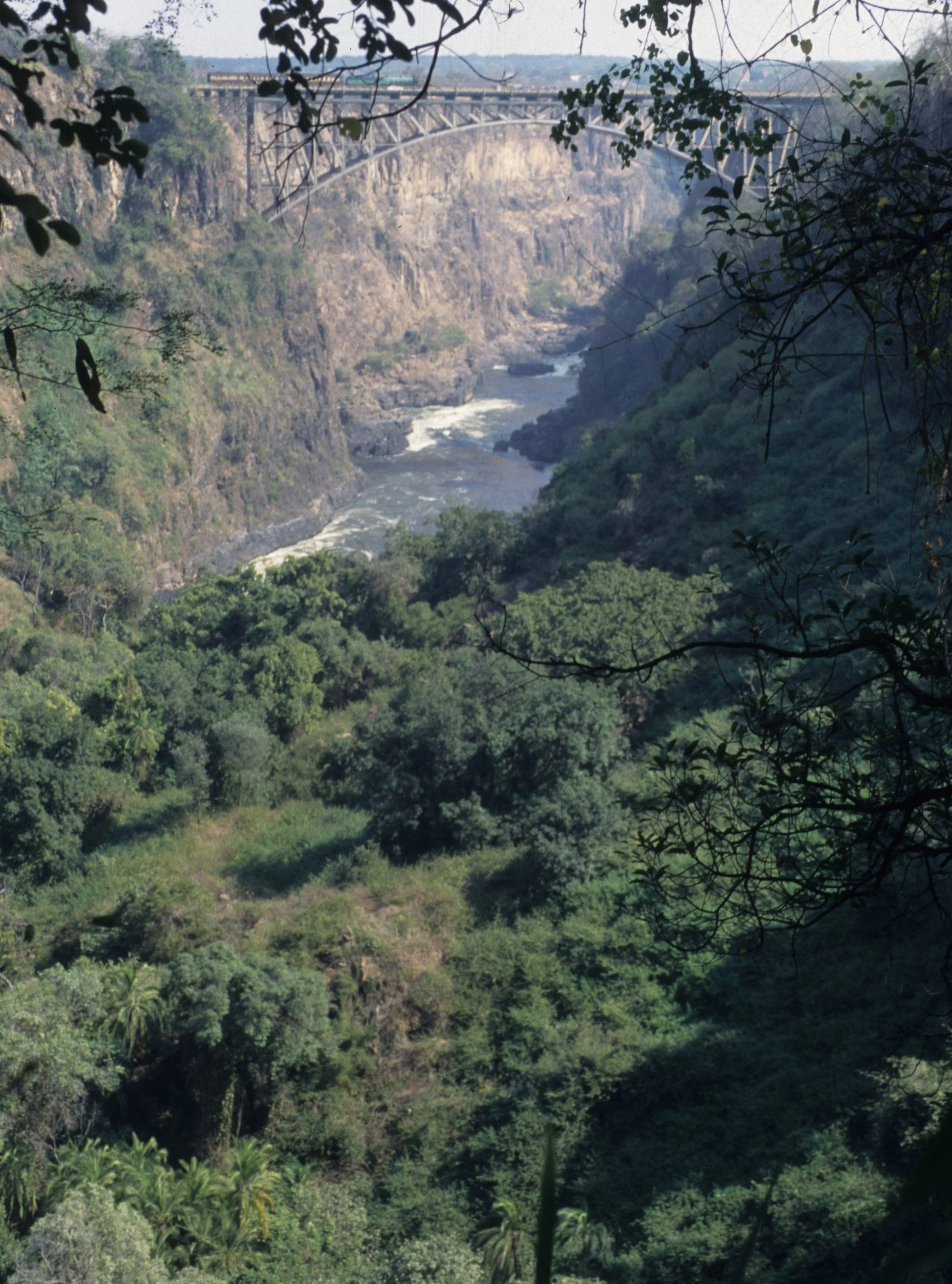 VIC FALLS - ZAMBIA SIDE - ZAMBEZE RIVER BRIDGE.jpg