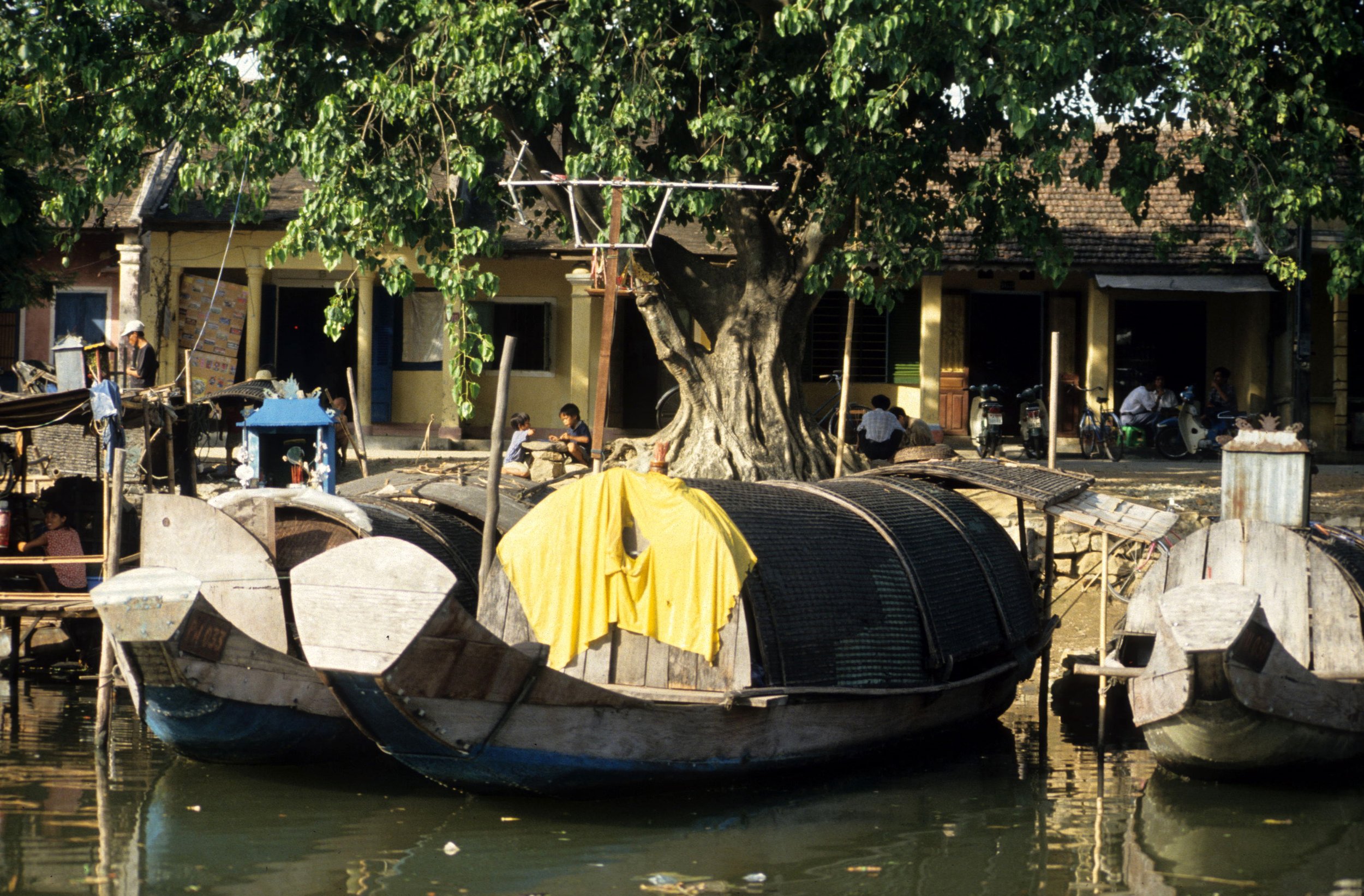 HUE - HUONG GIANG RIVER RIDE AND SUNSET (9).jpg