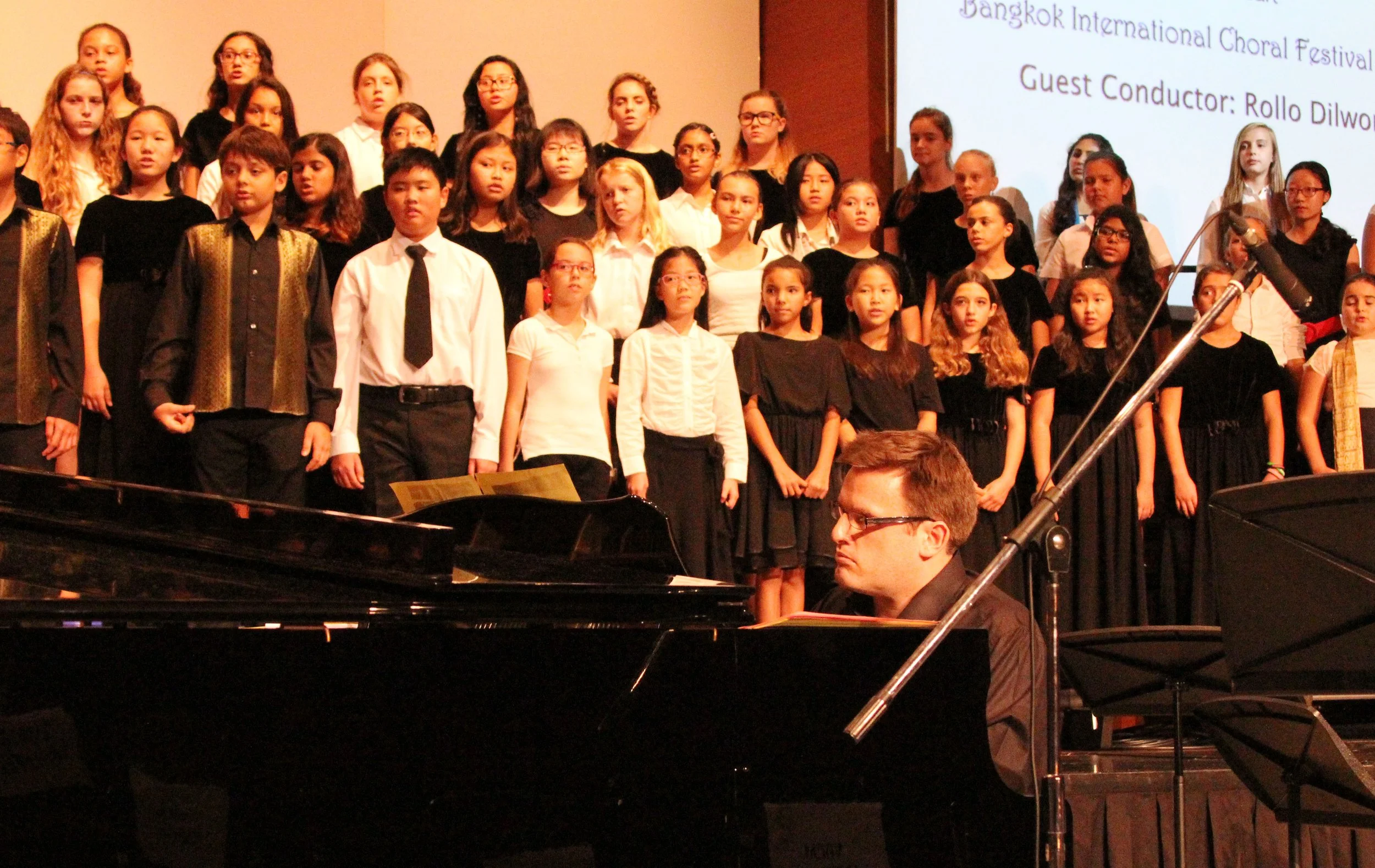 FALL CONCERT - COKIE ISB - OCTOBER 11 2014 (45).JPG