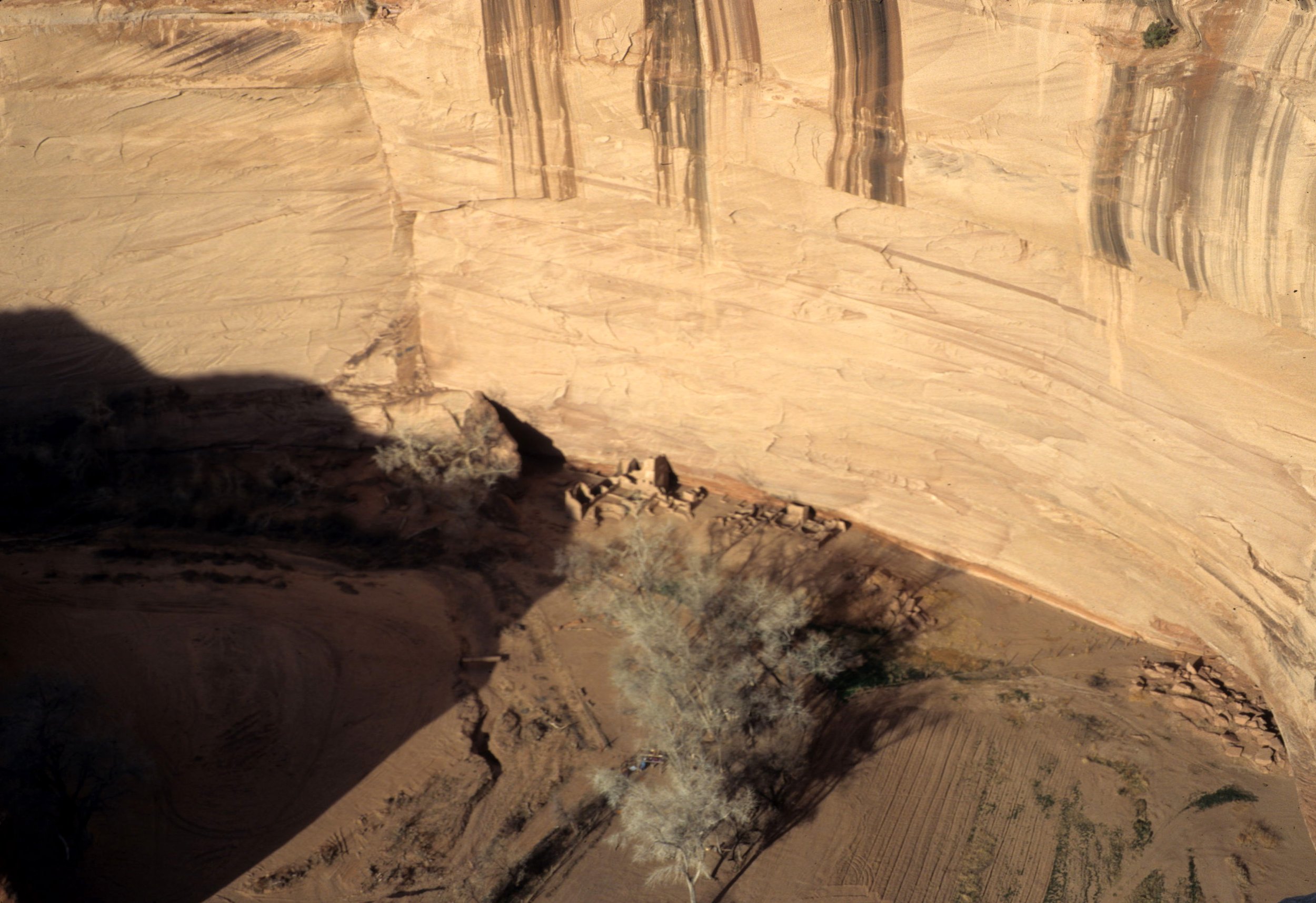 ANASAZILAND - CANYON DE CHELLY - EASTERN ARIZONA.jpg