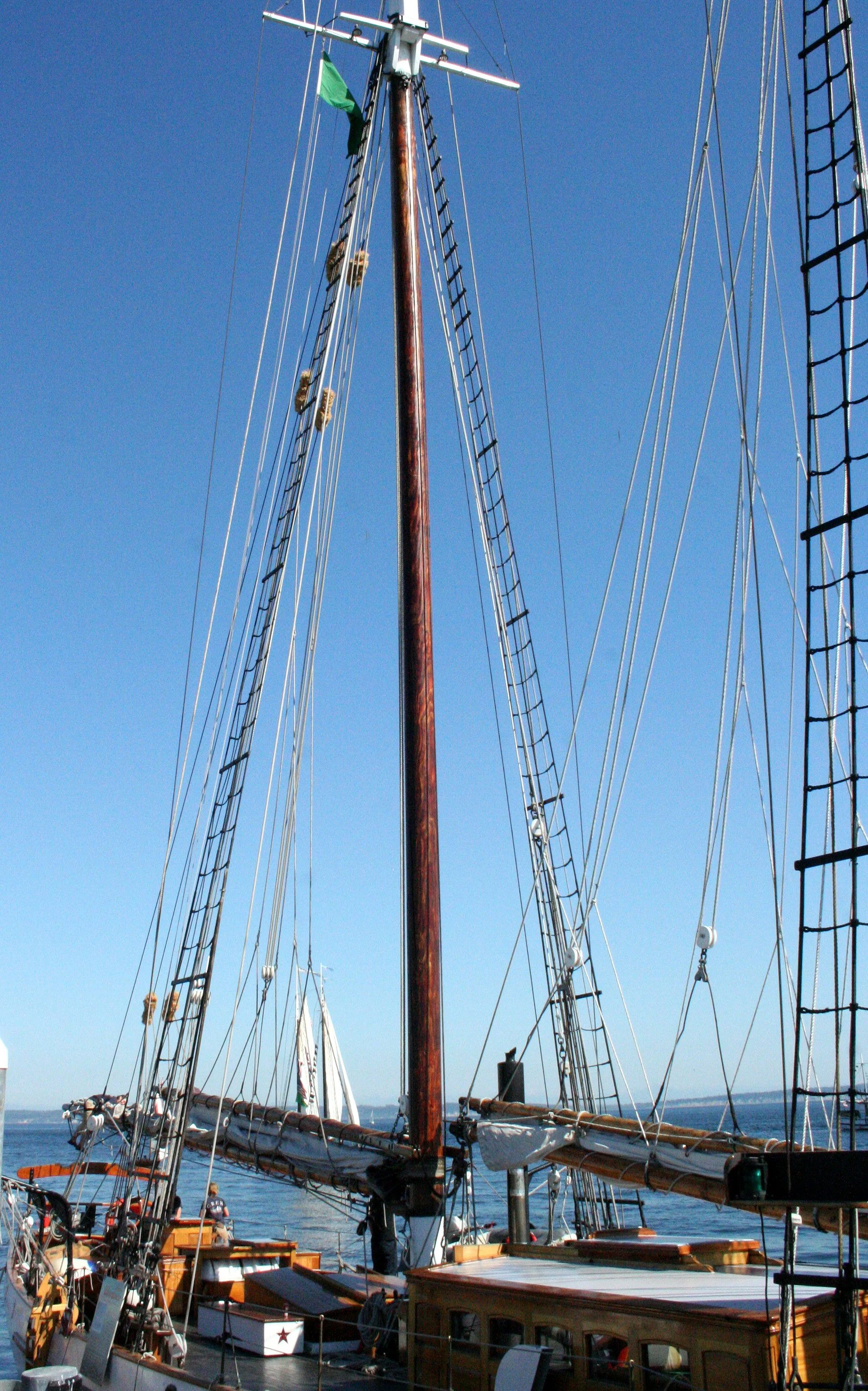 2009-9-12 PORT TOWNSEND WOODEN BOAT FESTIVAL.JPG