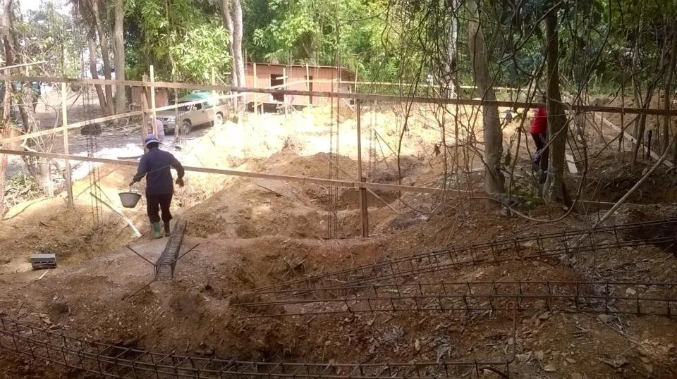 2013 Lanta Building Project Early Days (20).jpg