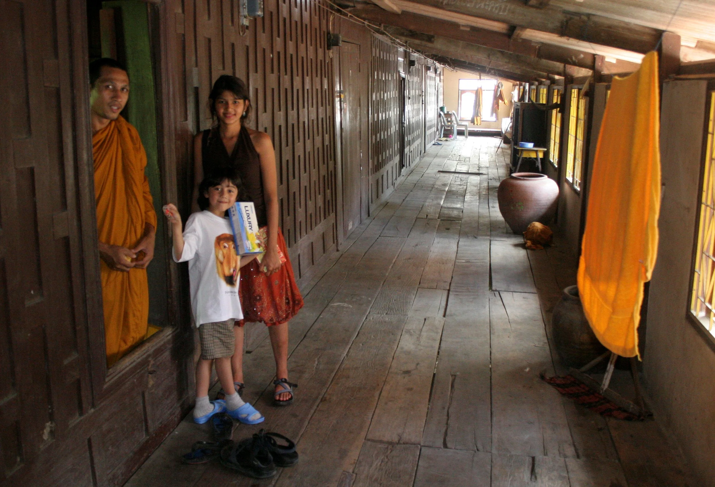 AYUDTHAYA - 2008 - VISITING UNCLE DANG (16).JPG