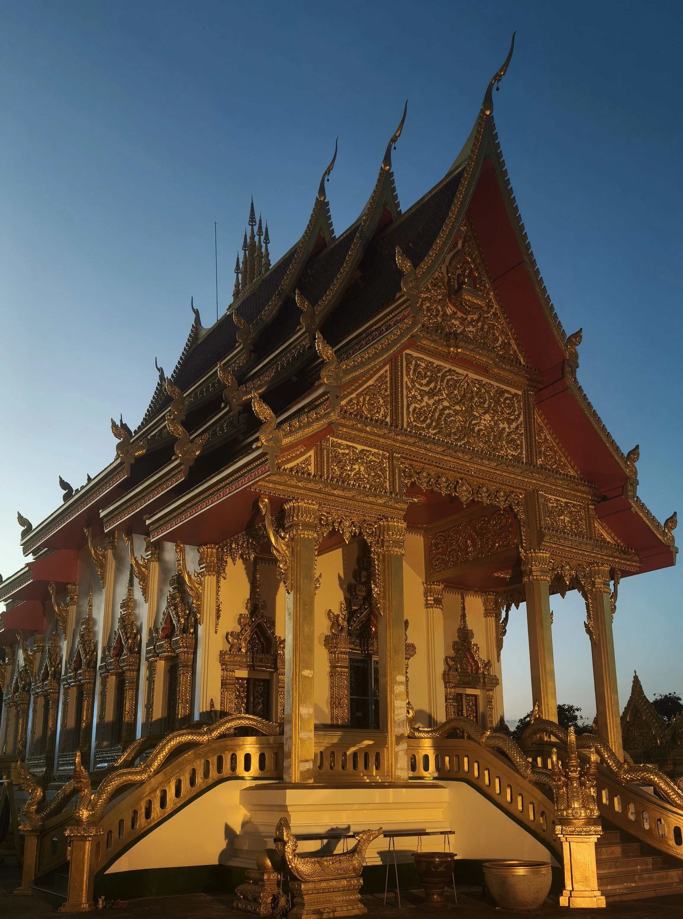 Wat Klang - Nakhon Phanom (1).jpg