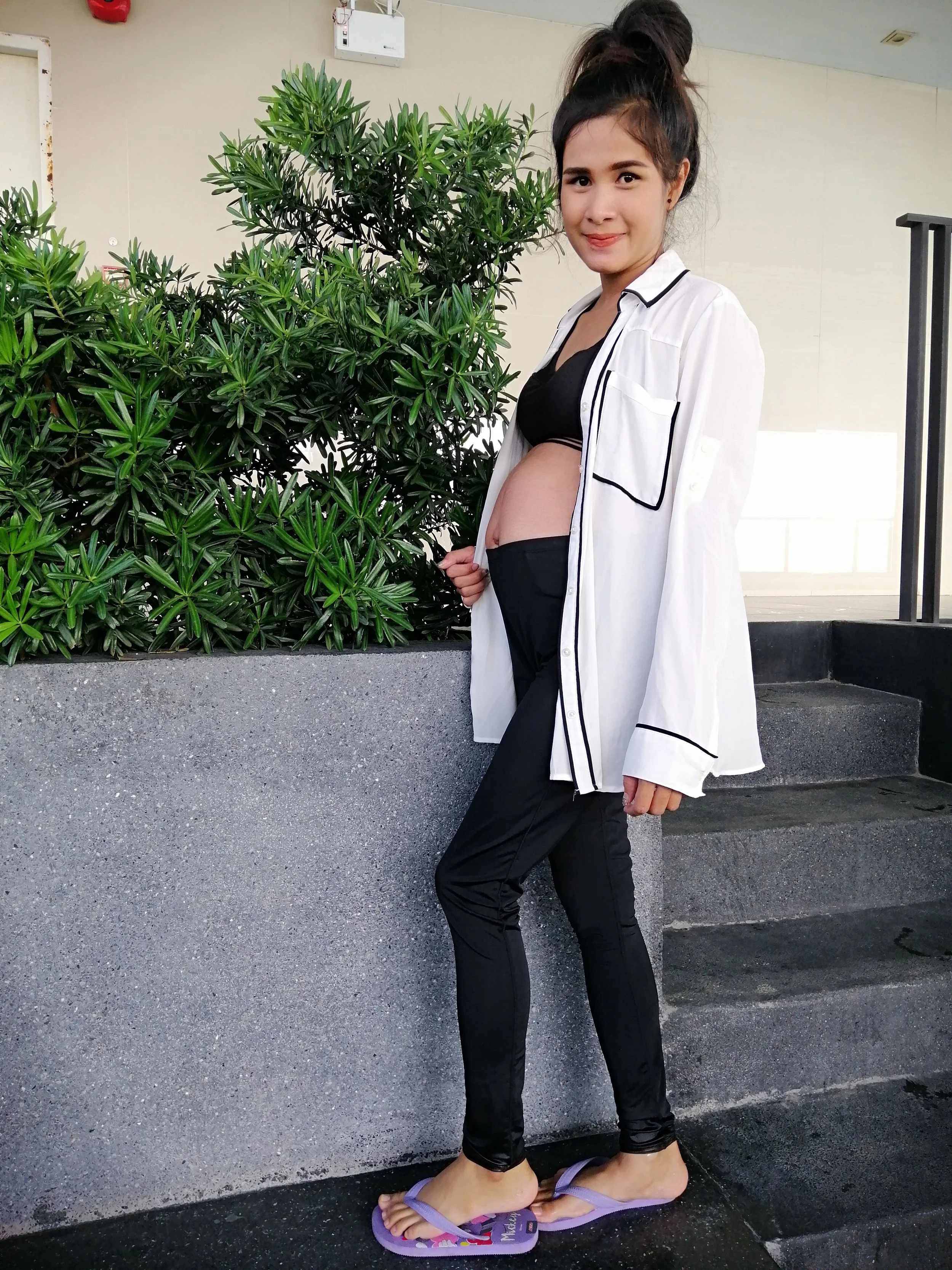 2019 Gift Pregnant Pics (38).jpg