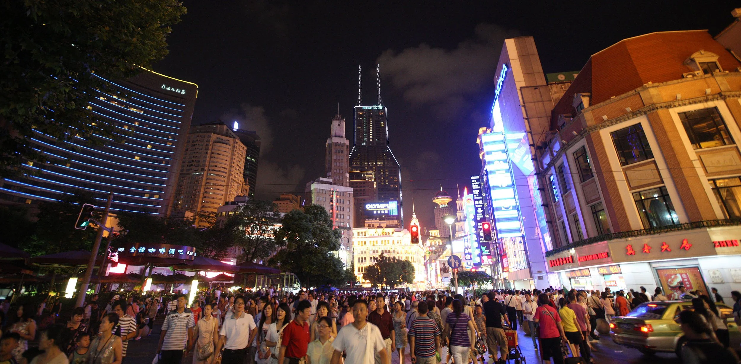 SHANGHAI NIGHT OUT - NANJING ROAD IN AUGUST (18).JPG