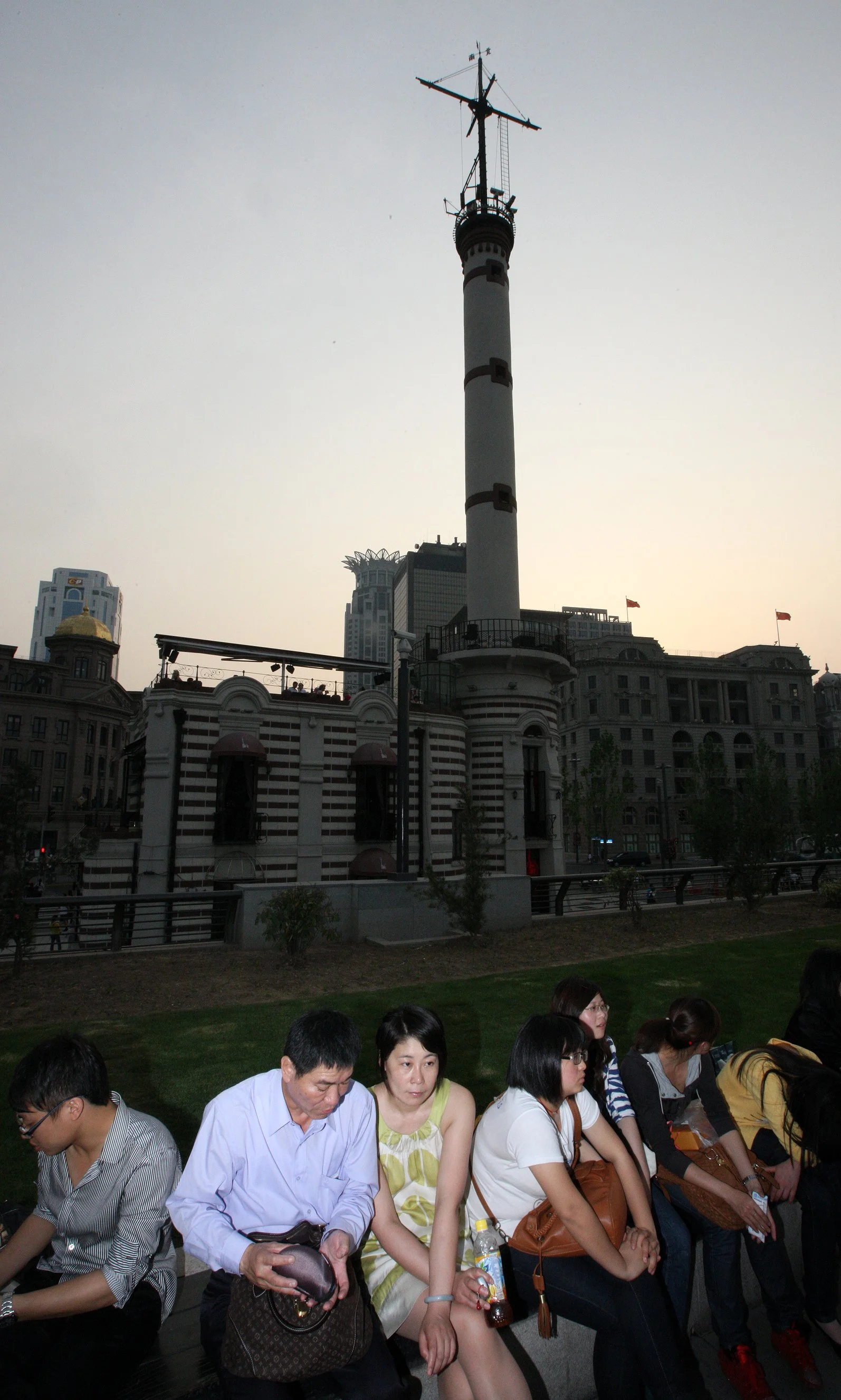 2011-4-29 NIGHT AT SHOOK AT 19 BUND SHANGHAI (67).JPG