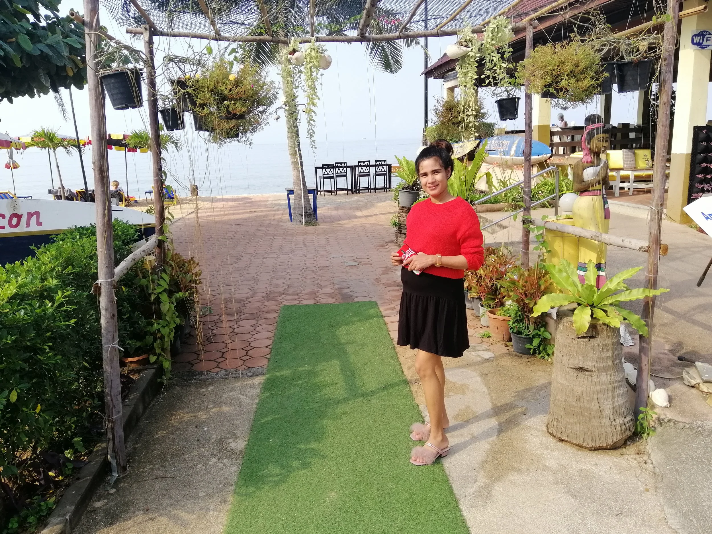 2019 Satthahip with Pregnant Gift (68).jpg